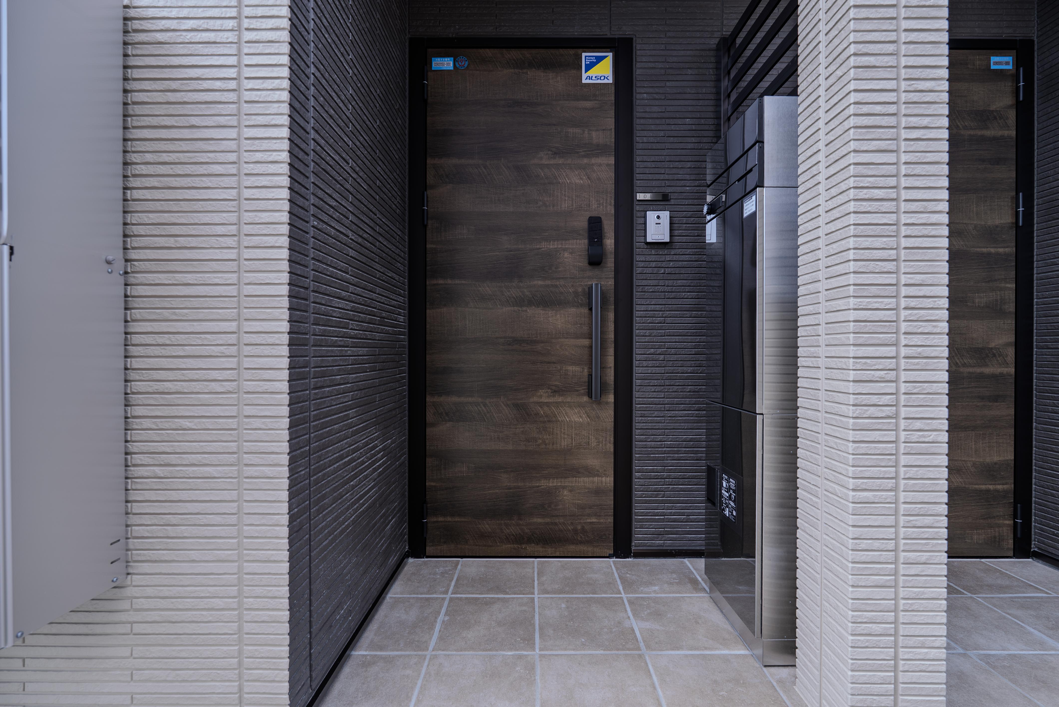 ★D-room★太陽光発電ZEH-M★インターネット無料★新築★レスア柏崎Ⅱ