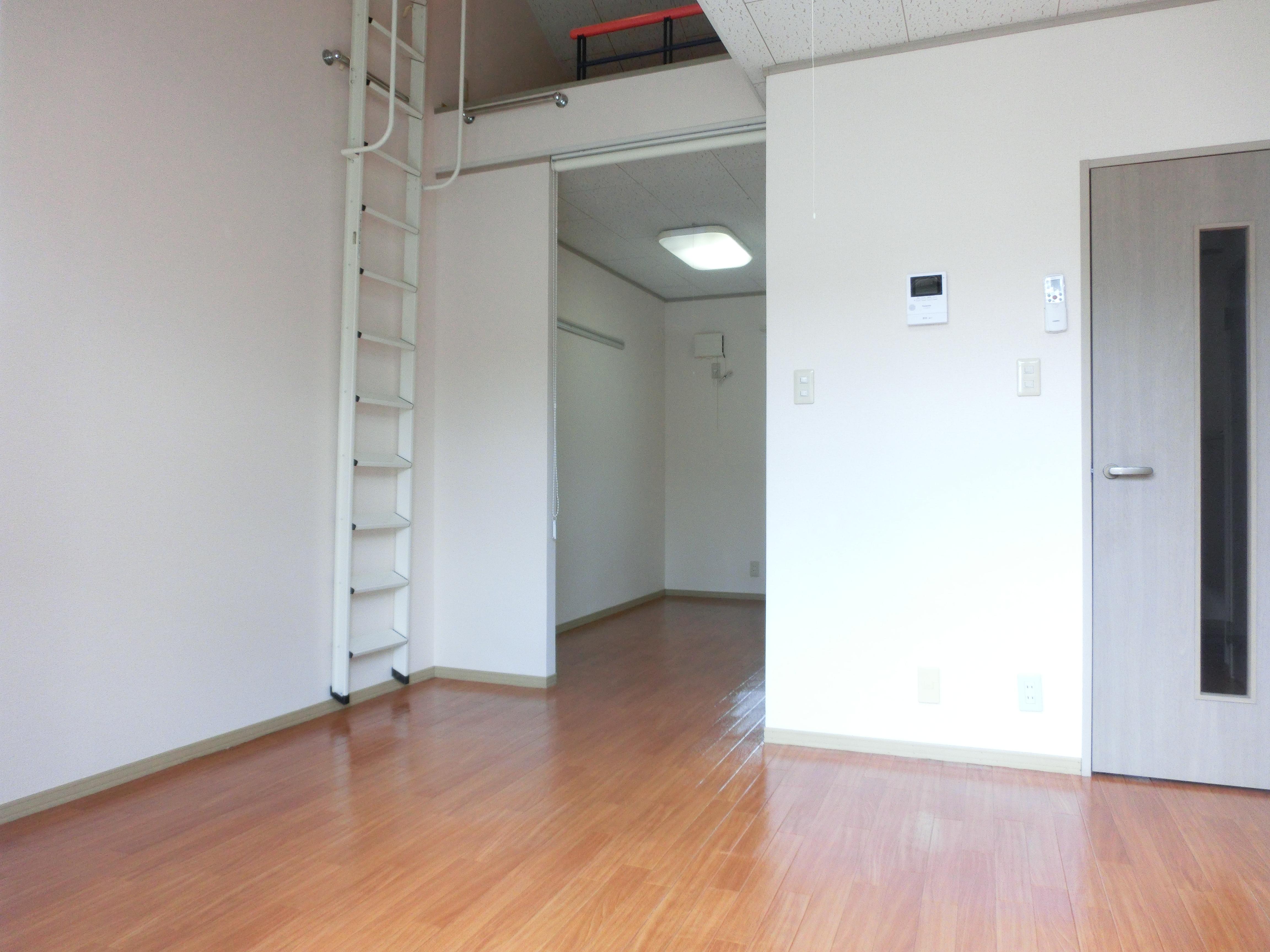 ★D-room★インターネットWi-Fi無料★セジュールSE秀