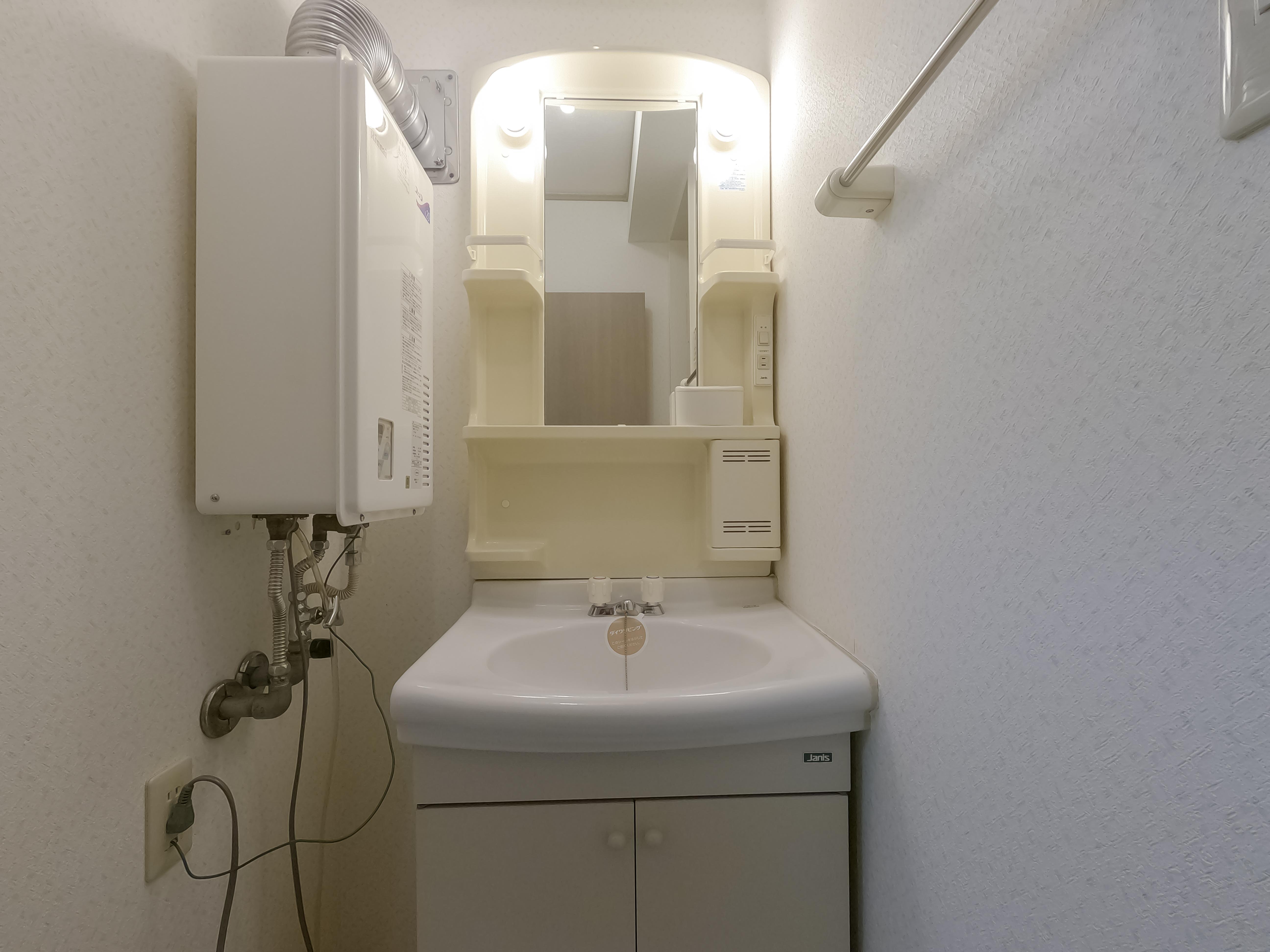 ★D-room★インターネットWi-Fi無料★セジュールゼラニューム