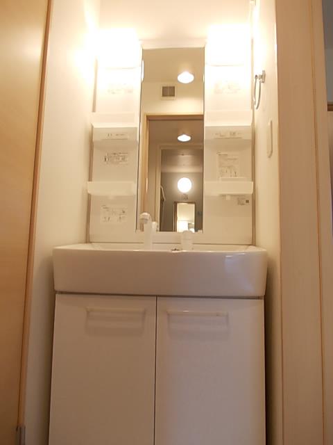 ★大東建託★ジェアン・グラフィット