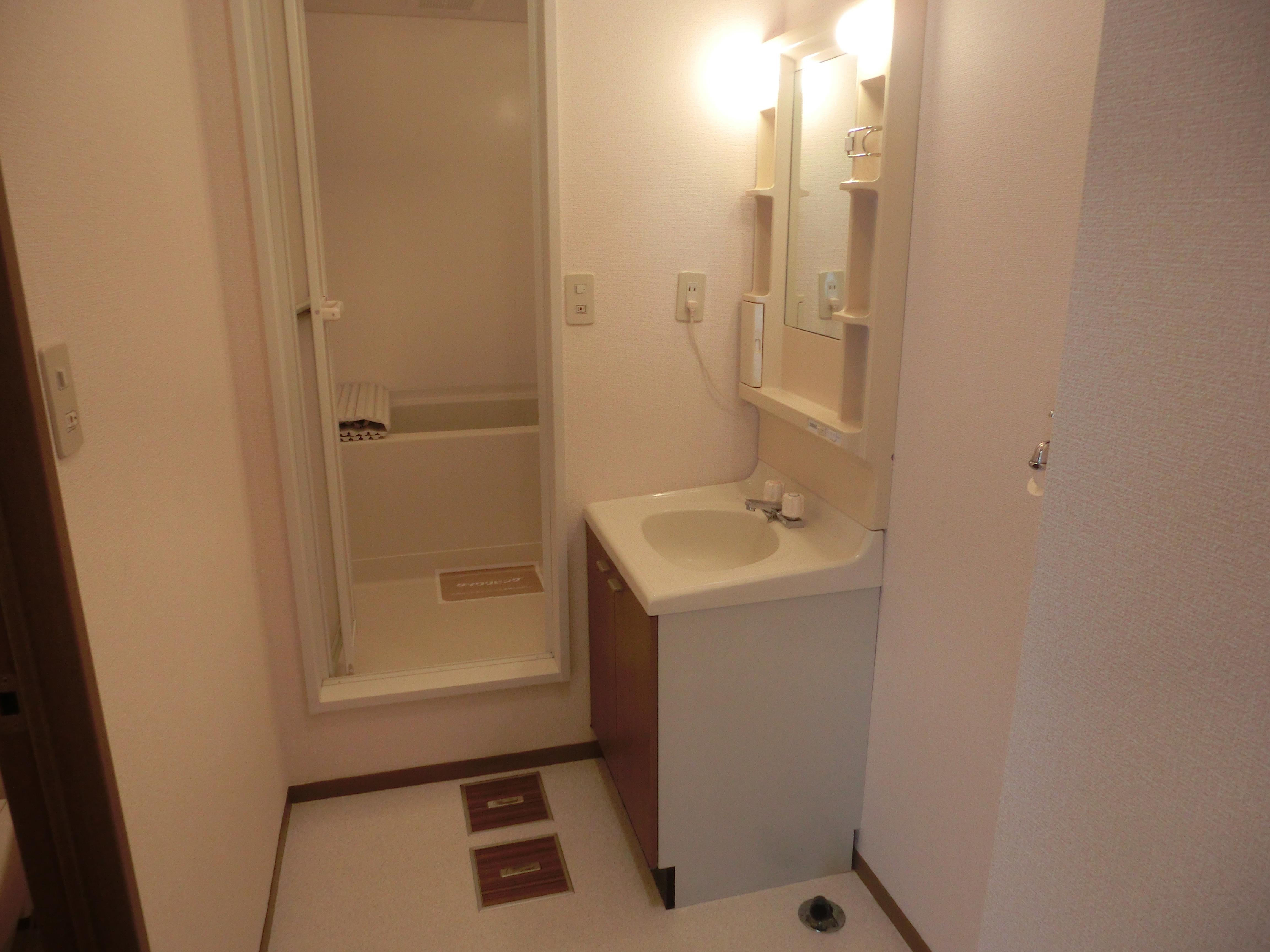 ★D-room★インターネットWi-Fi無料★ニューポート