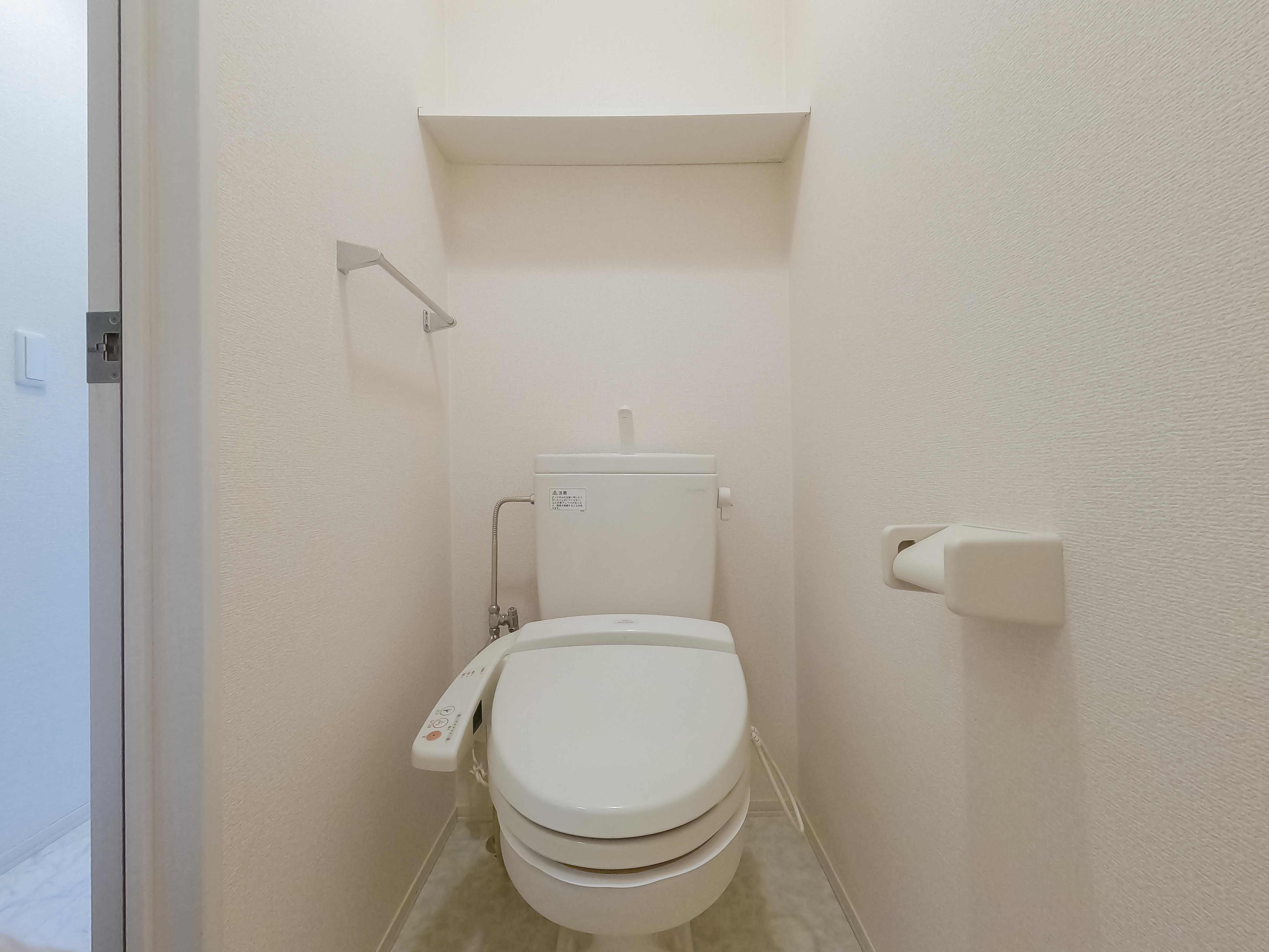 ★D-room★インターネットWi-Fi無料★ホワイトガーデン