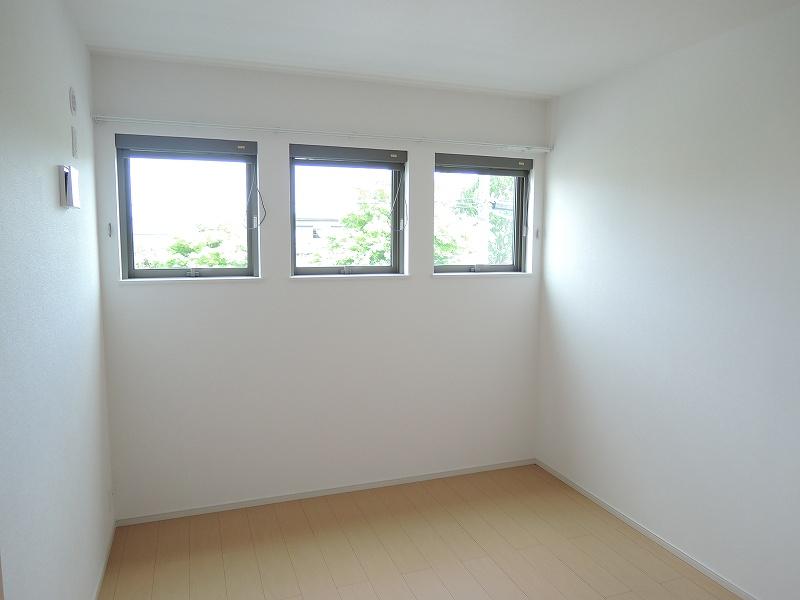 ★大東建託★グラン・ソレイユⅡB