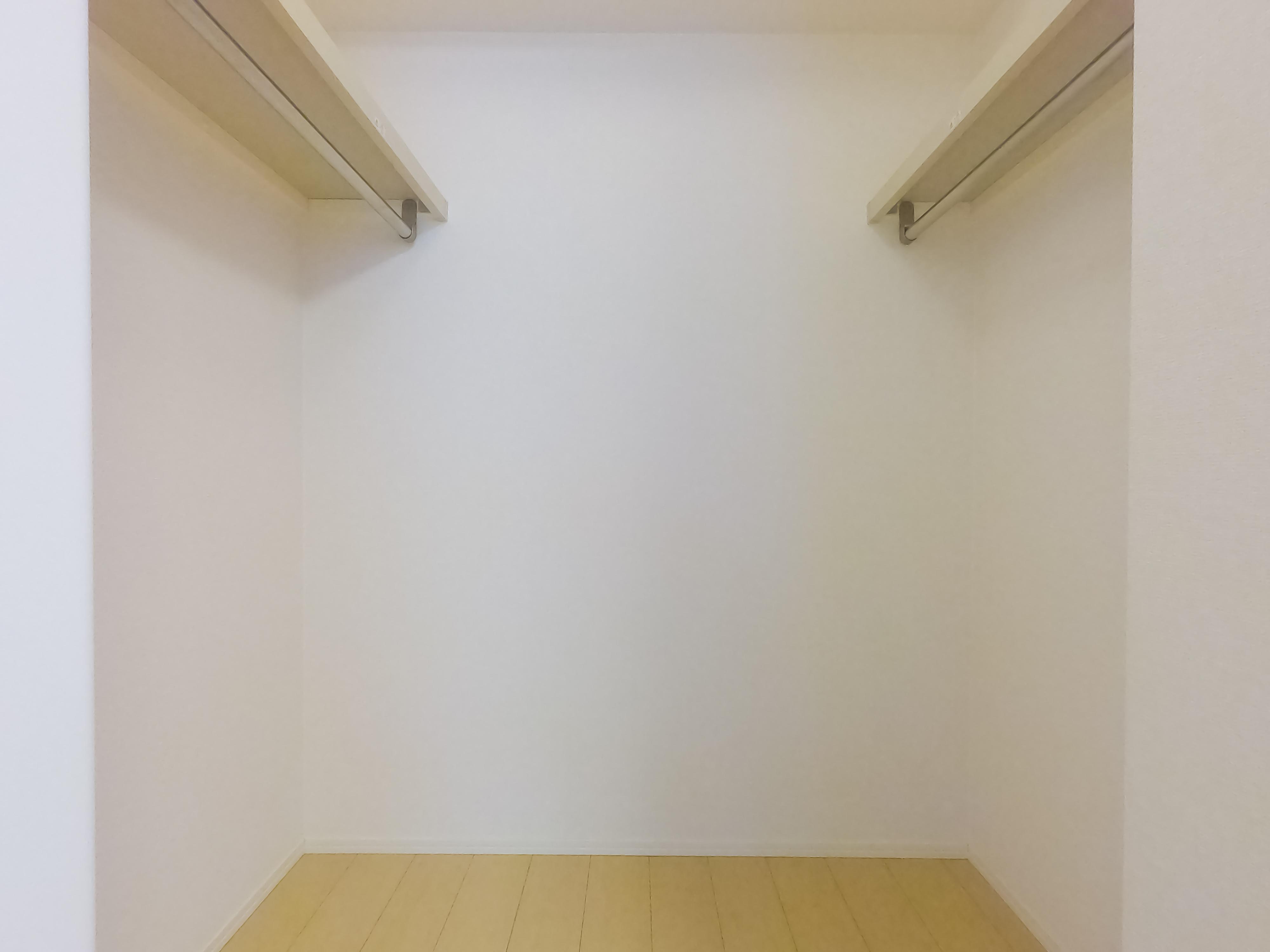 ★D-room★インターネット無料★コモライズ新井田西B