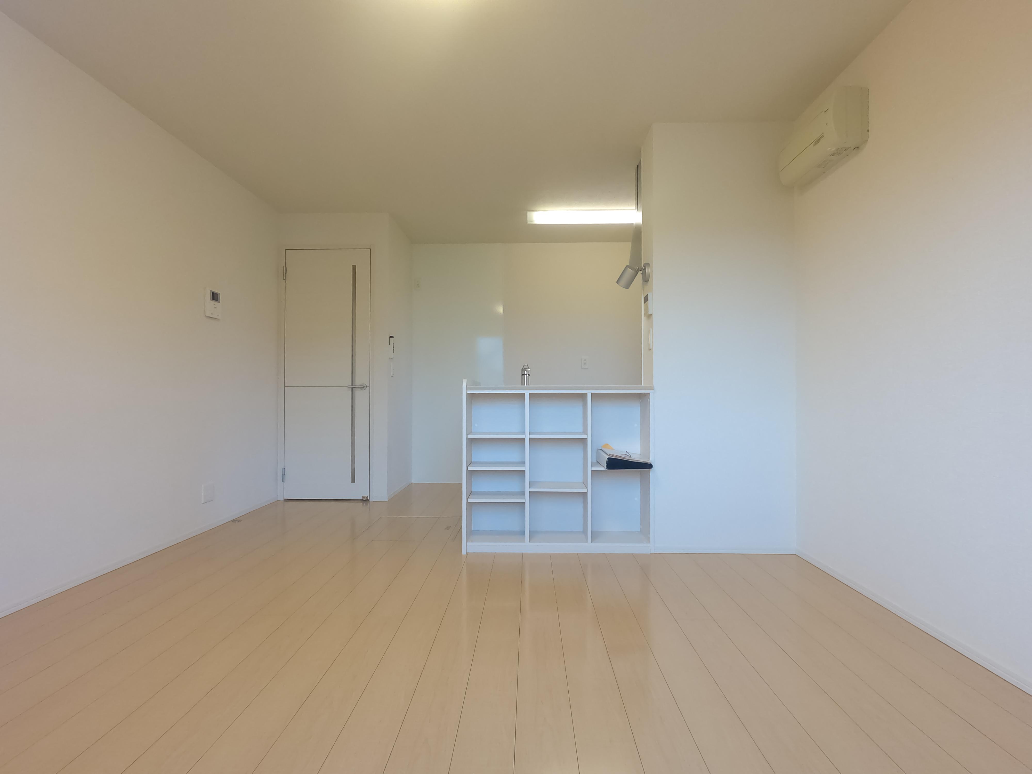 ★D-room★インターネット無料★コモライズ新井田西B