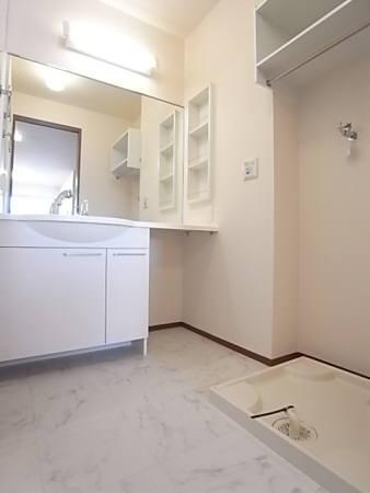 ★D-room★インターネット無料★エクセルレジデンスA