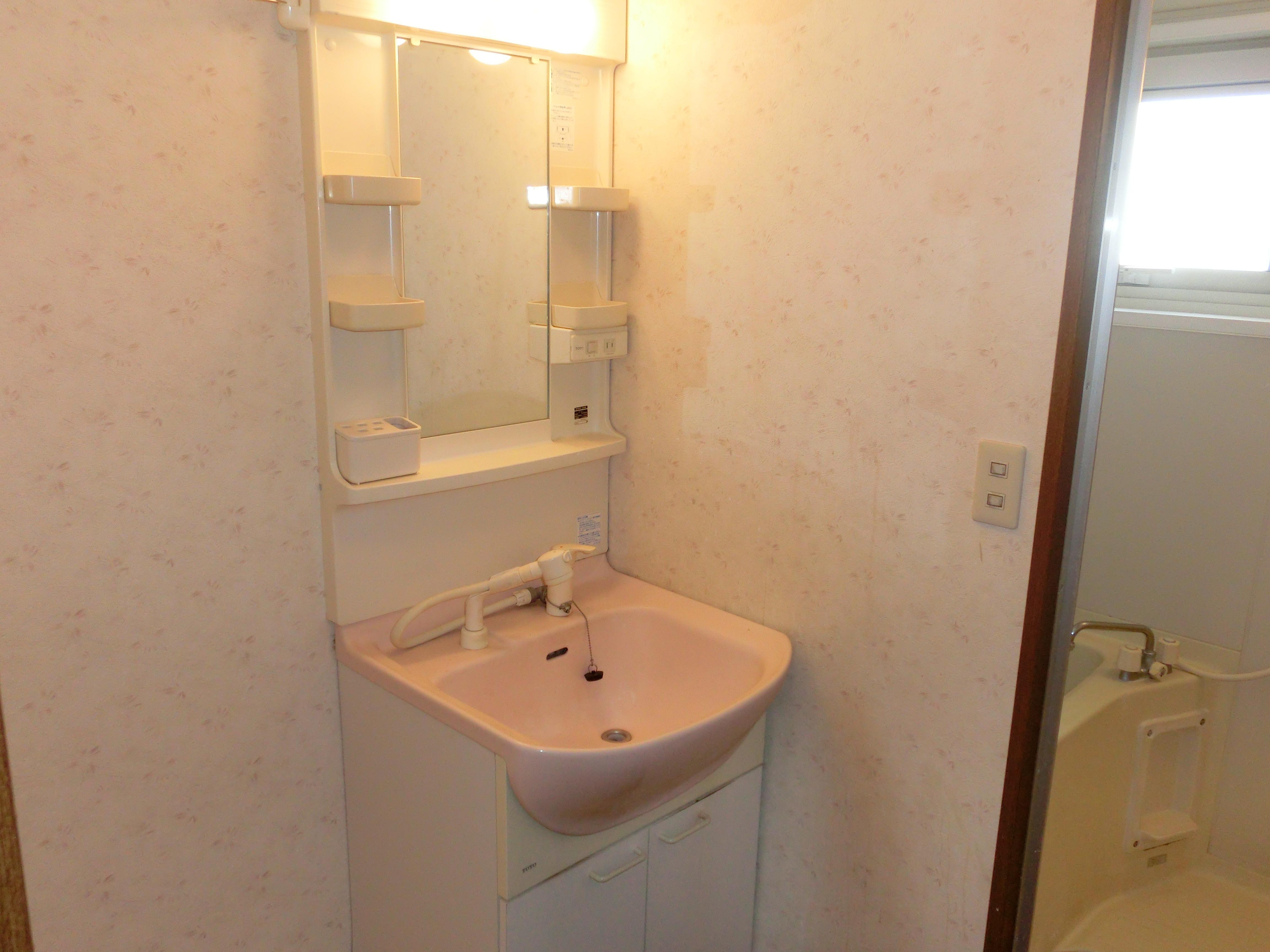 ステイタス長根