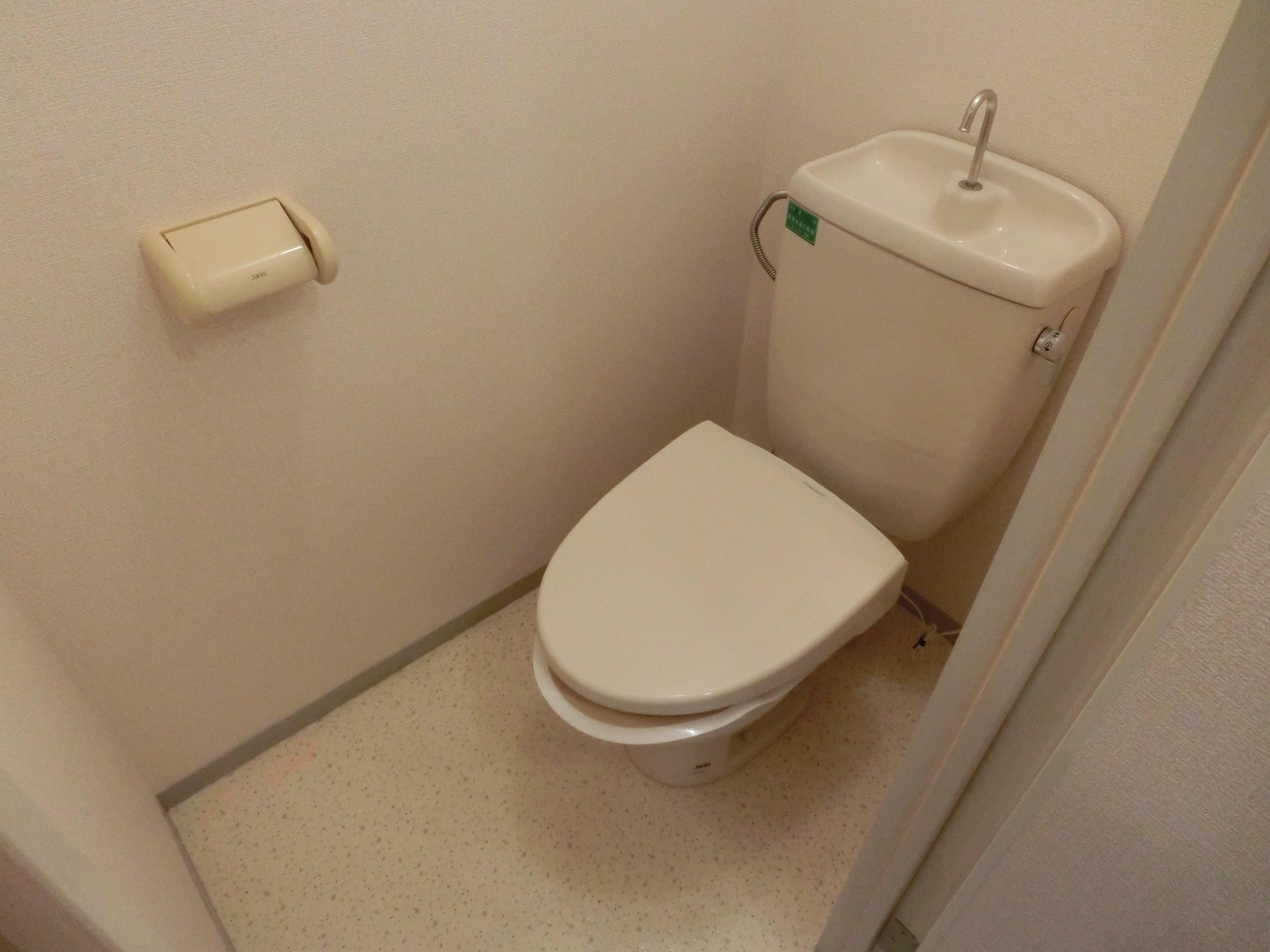 ★D-room★インターネットWi-Fi無料★セジュール泉山