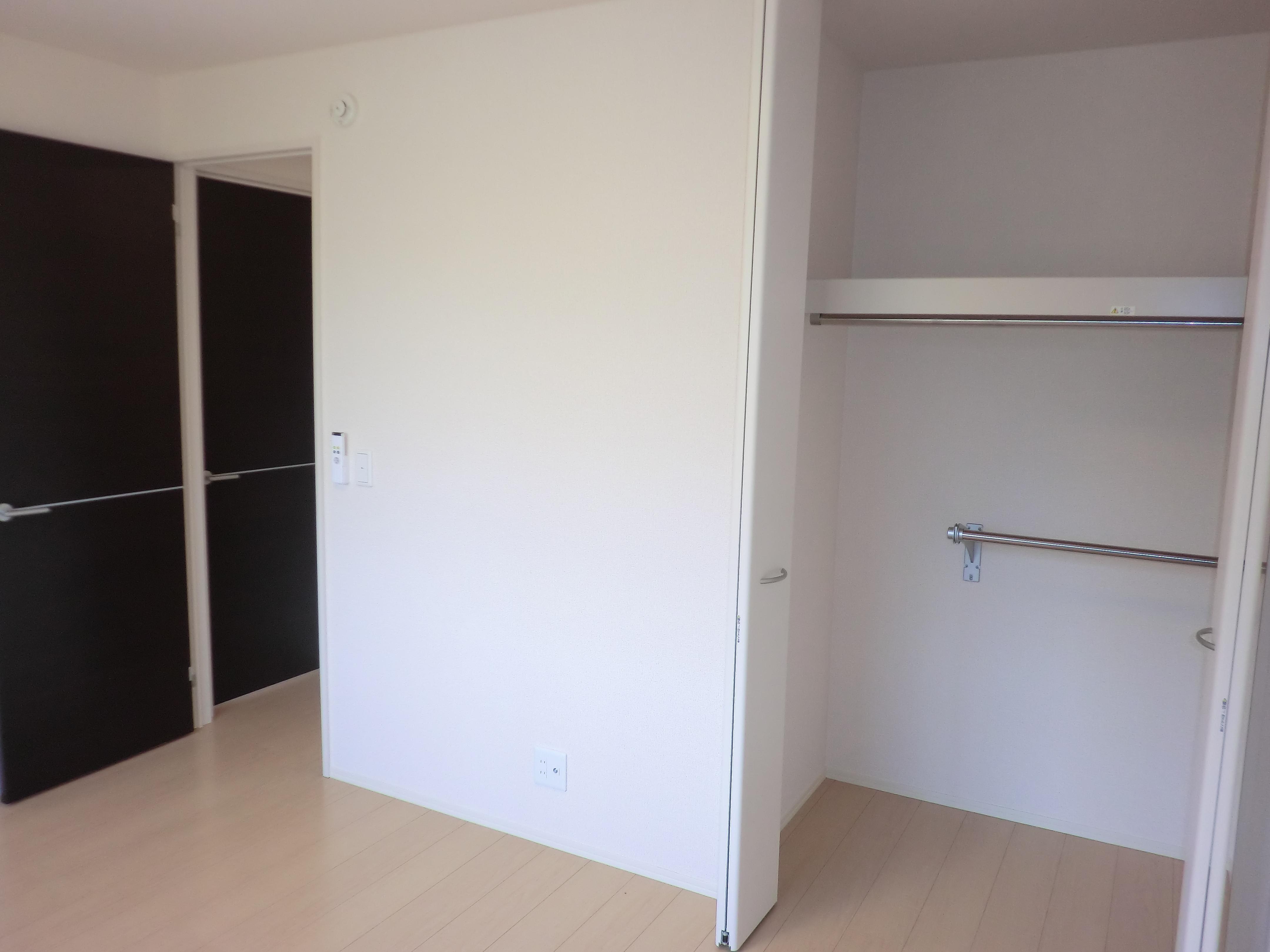 ★D-room★インターネット無料★ホワイトファミール