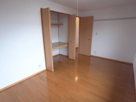 ★D-room★インターネットWi-Fi無料★セジュール陽