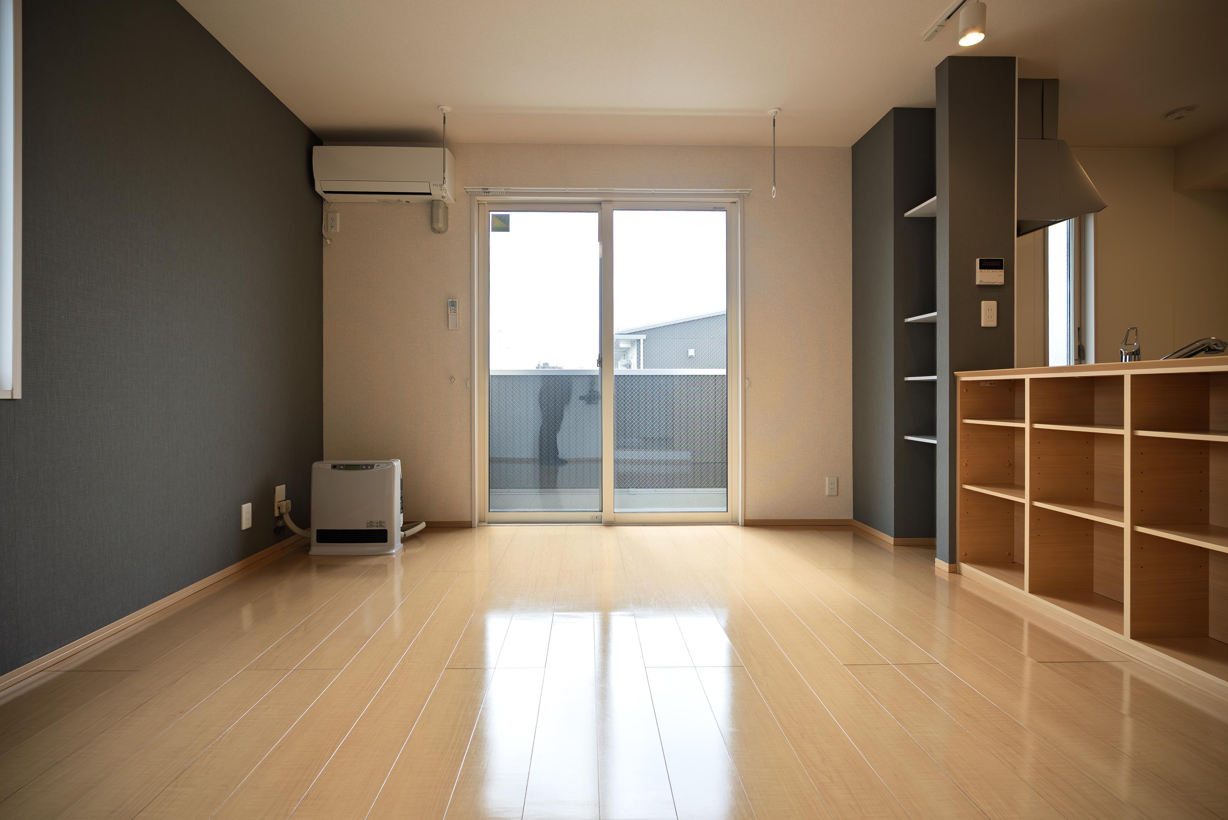 ★市役所・中心街まで徒歩圏内★3階建★都市ガス★インターネット無料★エクセルステージA