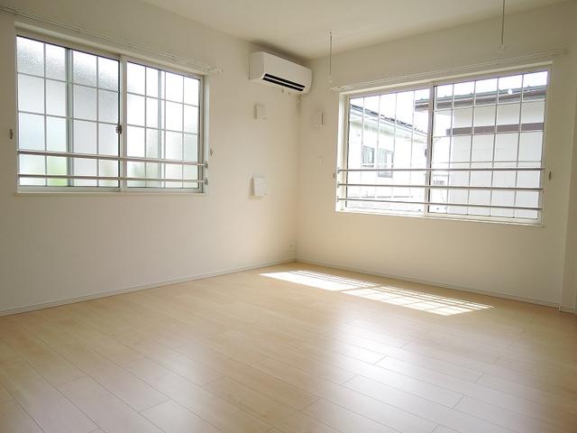 ★大東建託★サンブローテ