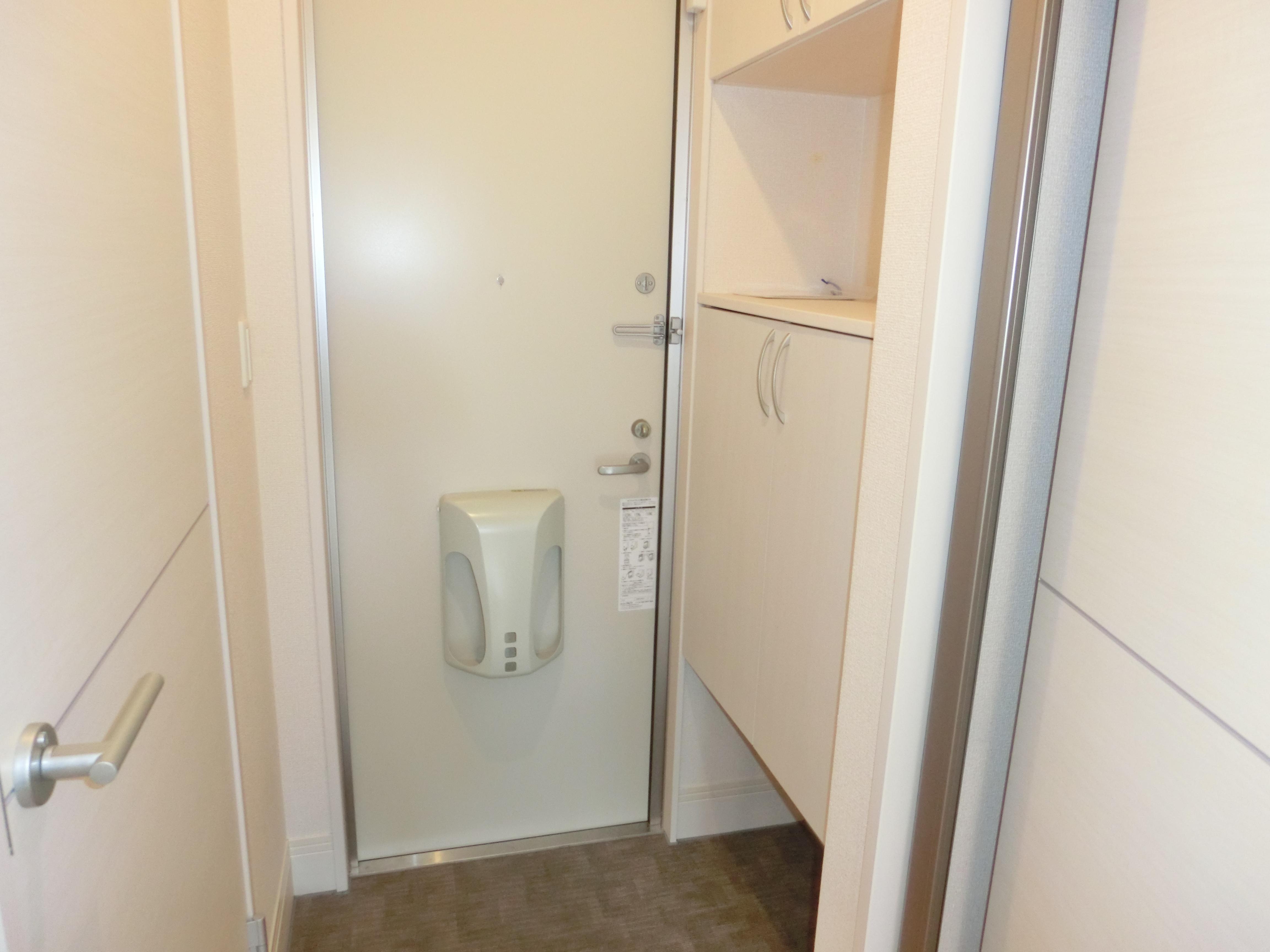 ★D-room★ペット可(小型犬)★インターネット無料★フルール類家