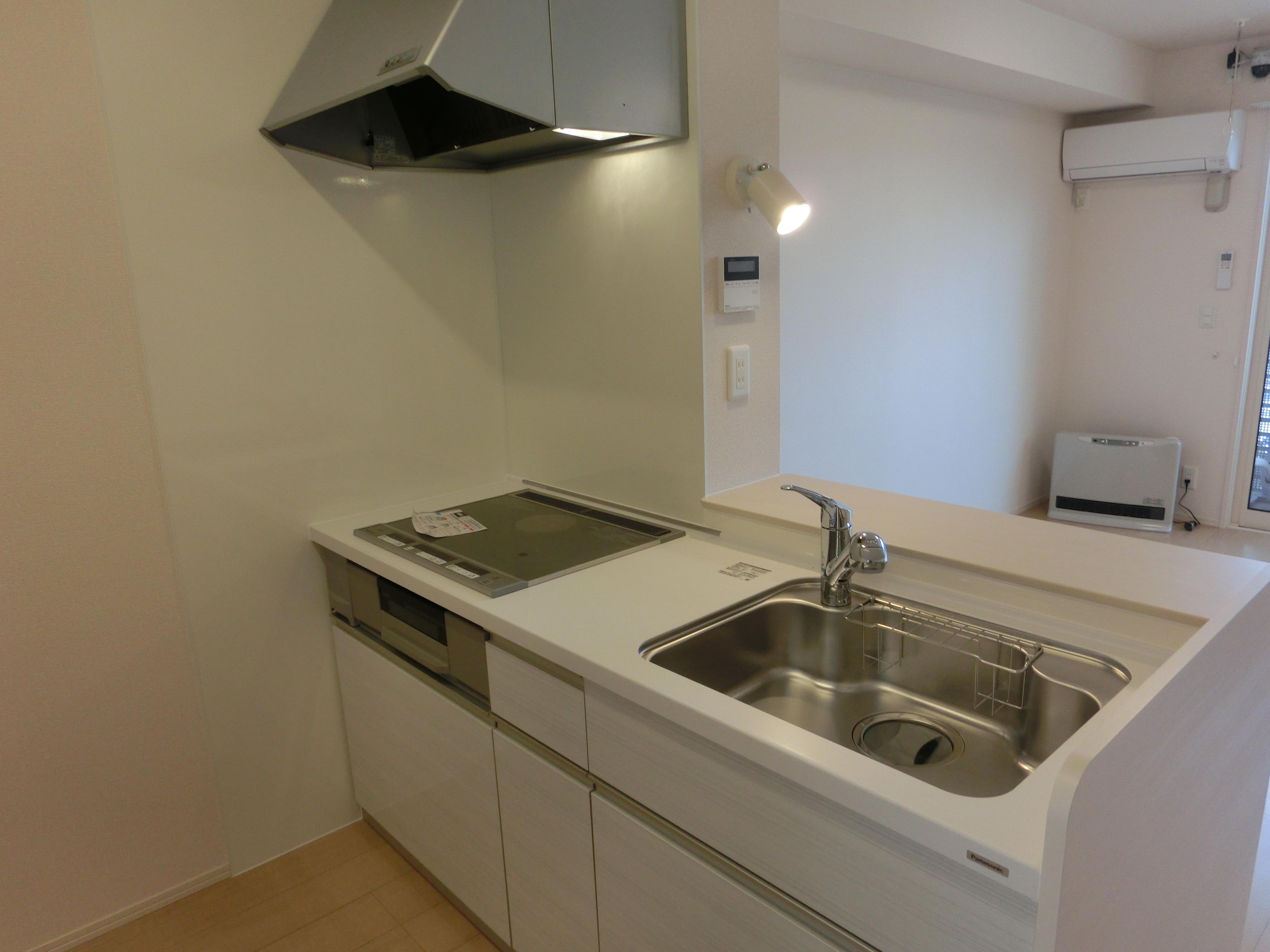 ★D-room★ペット可(小型犬)★インターネット無料★フルール類家