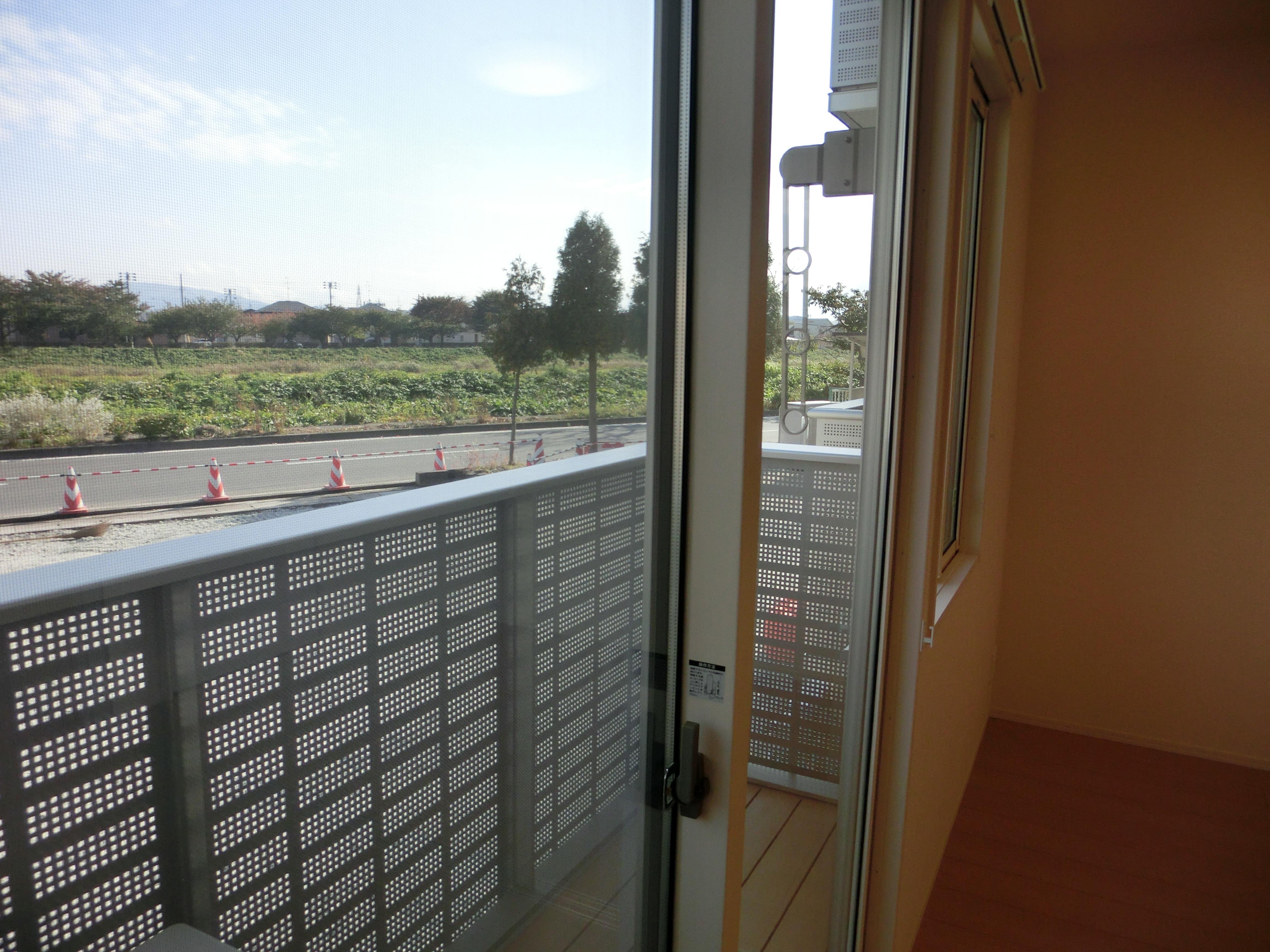 ★D-room★ペット可(小型犬)★インターネット無料★フルール類家