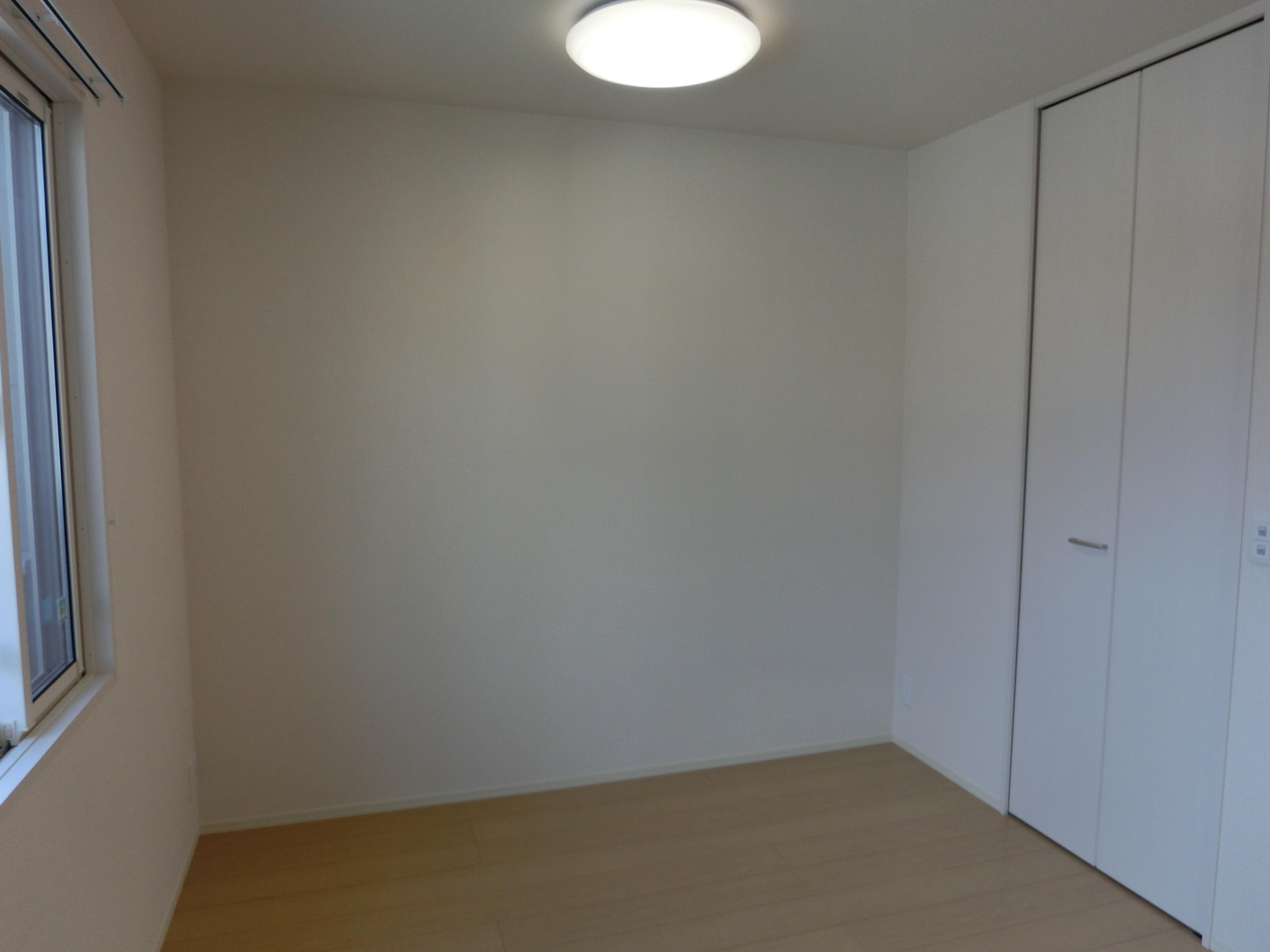 ★D-room★ペット可(小型犬)★インターネット無料★フルール類家