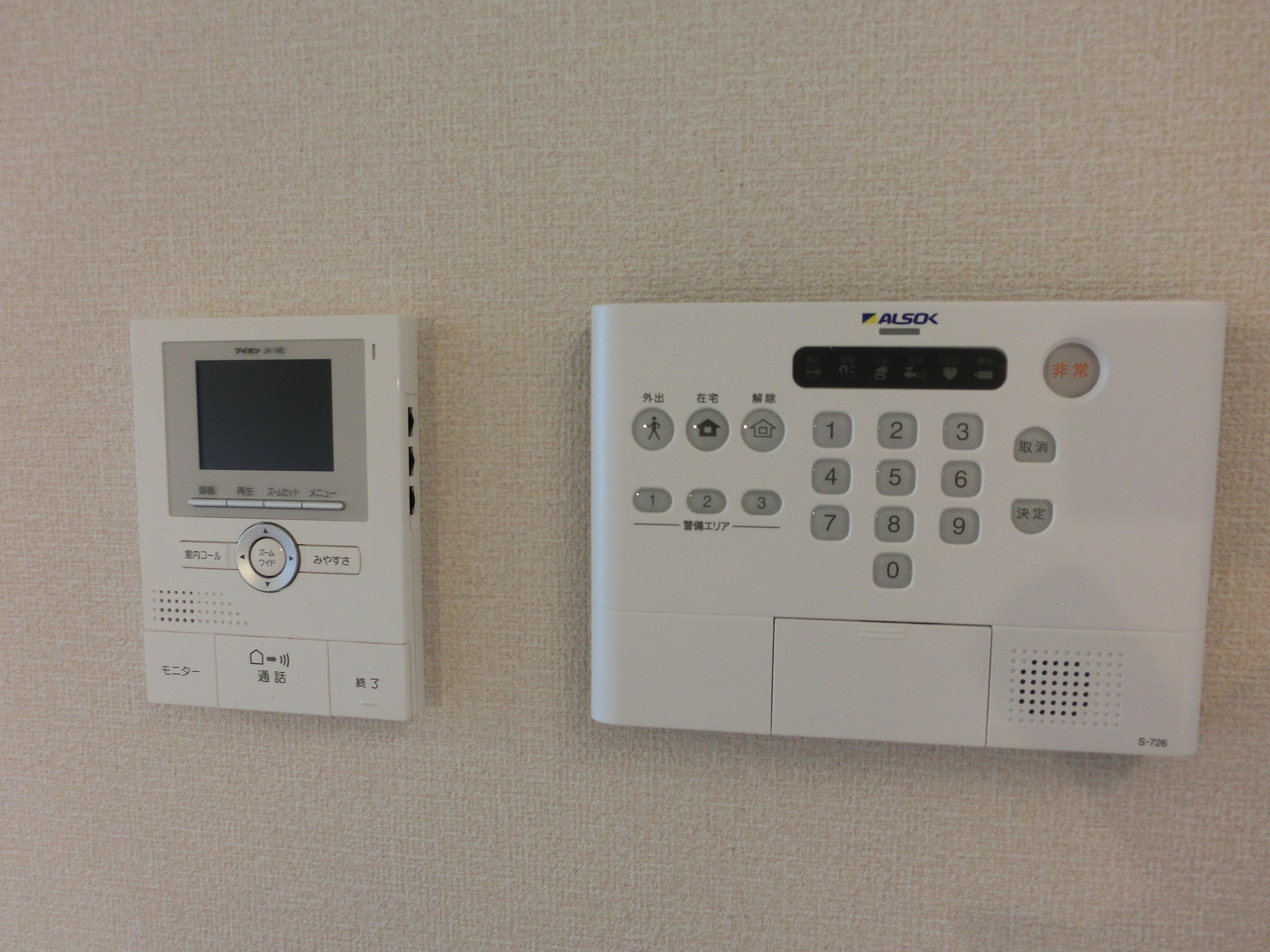 ★D-room★ペット可(小型犬)★インターネット無料★フルール類家