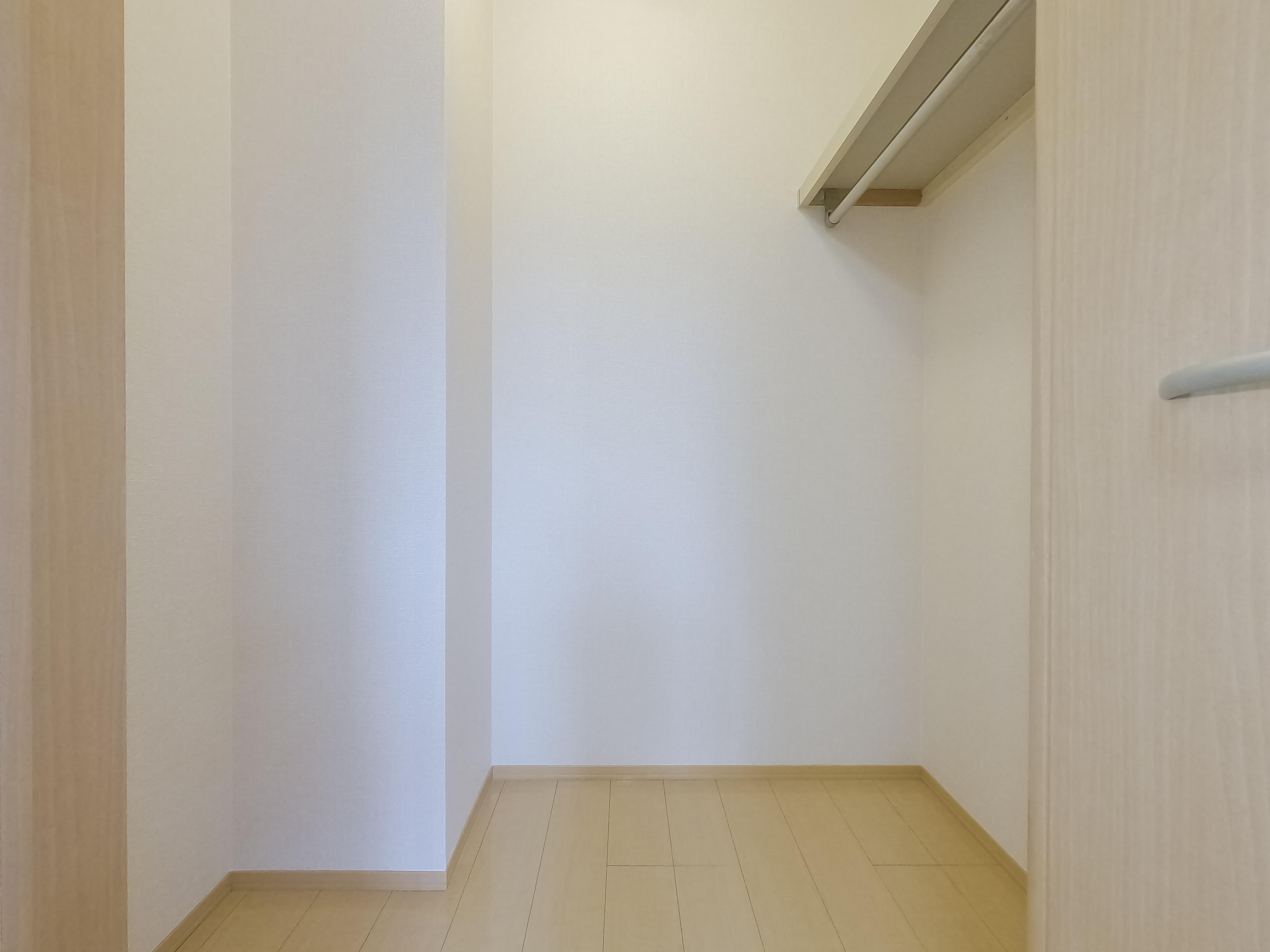 ★D-room★ペット可(小型犬)★インターネットWi-Fi無料★スクエアパーク諏訪C