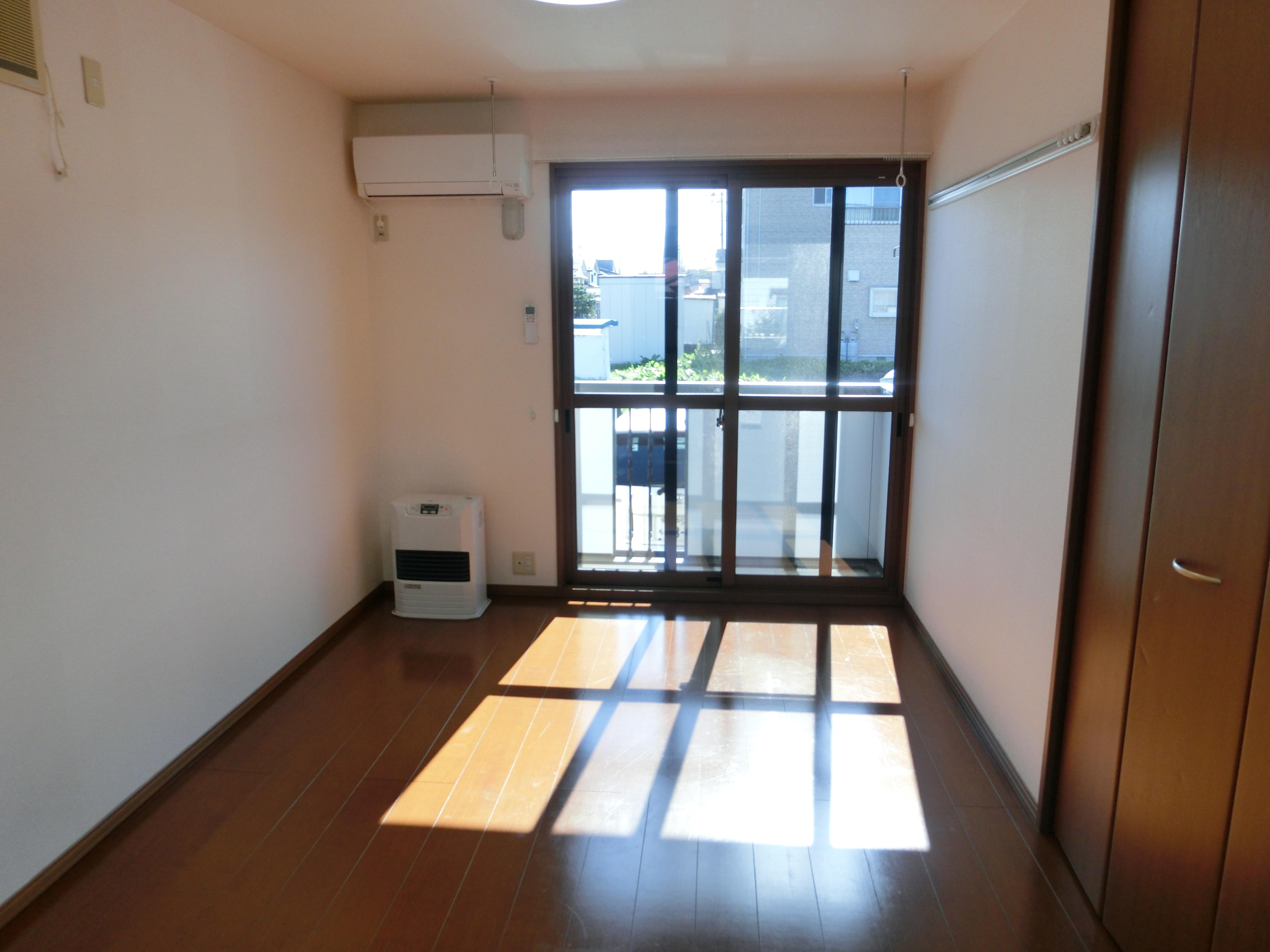 ★D-room★インターネットWi-Fi無料★VERY HOUSE