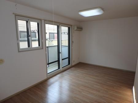 ★D-room★インターネットWi-Fi無料★エヴァーグリーンコート