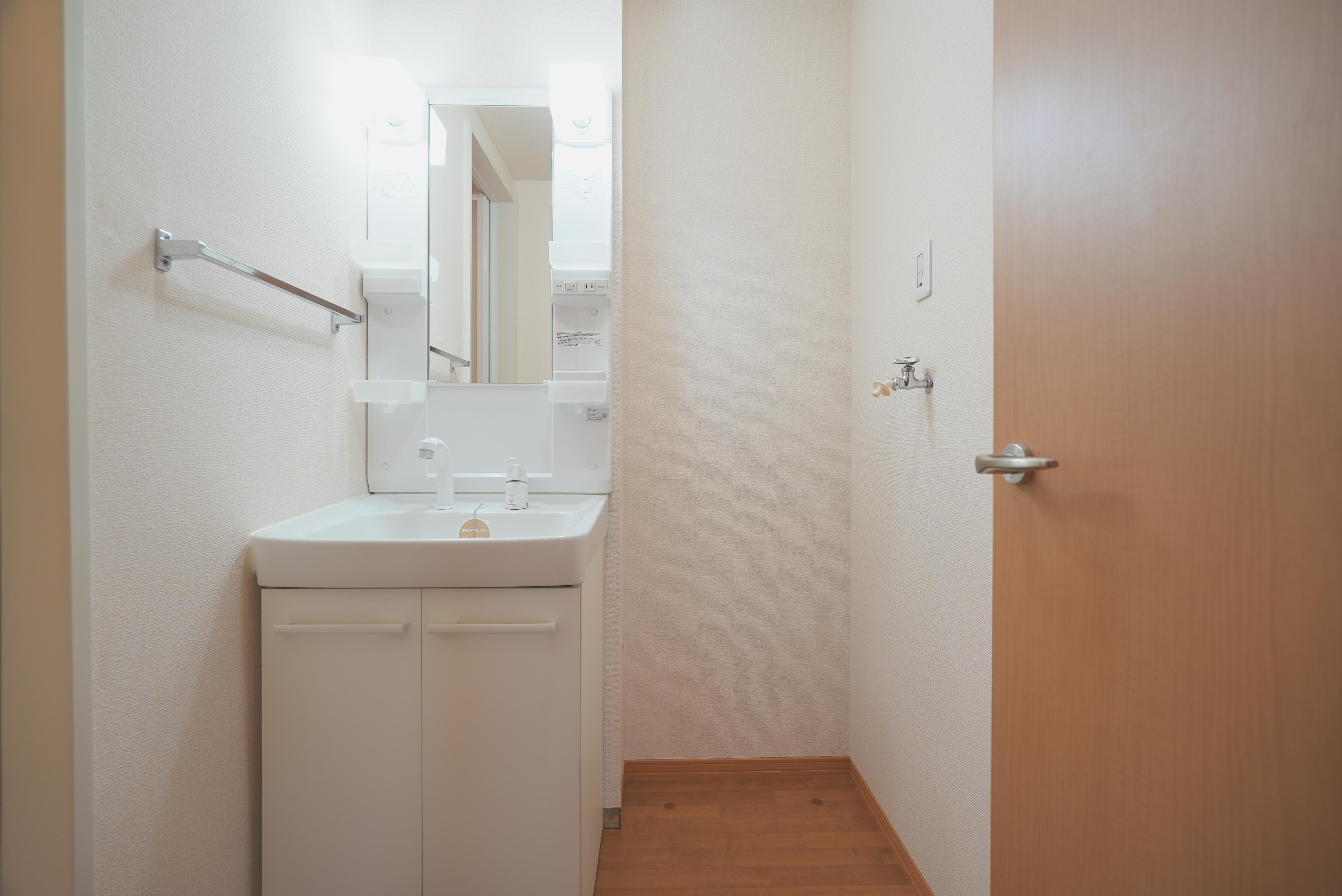 ★D-room★インターネットWi-Fi無料★セジュール陽