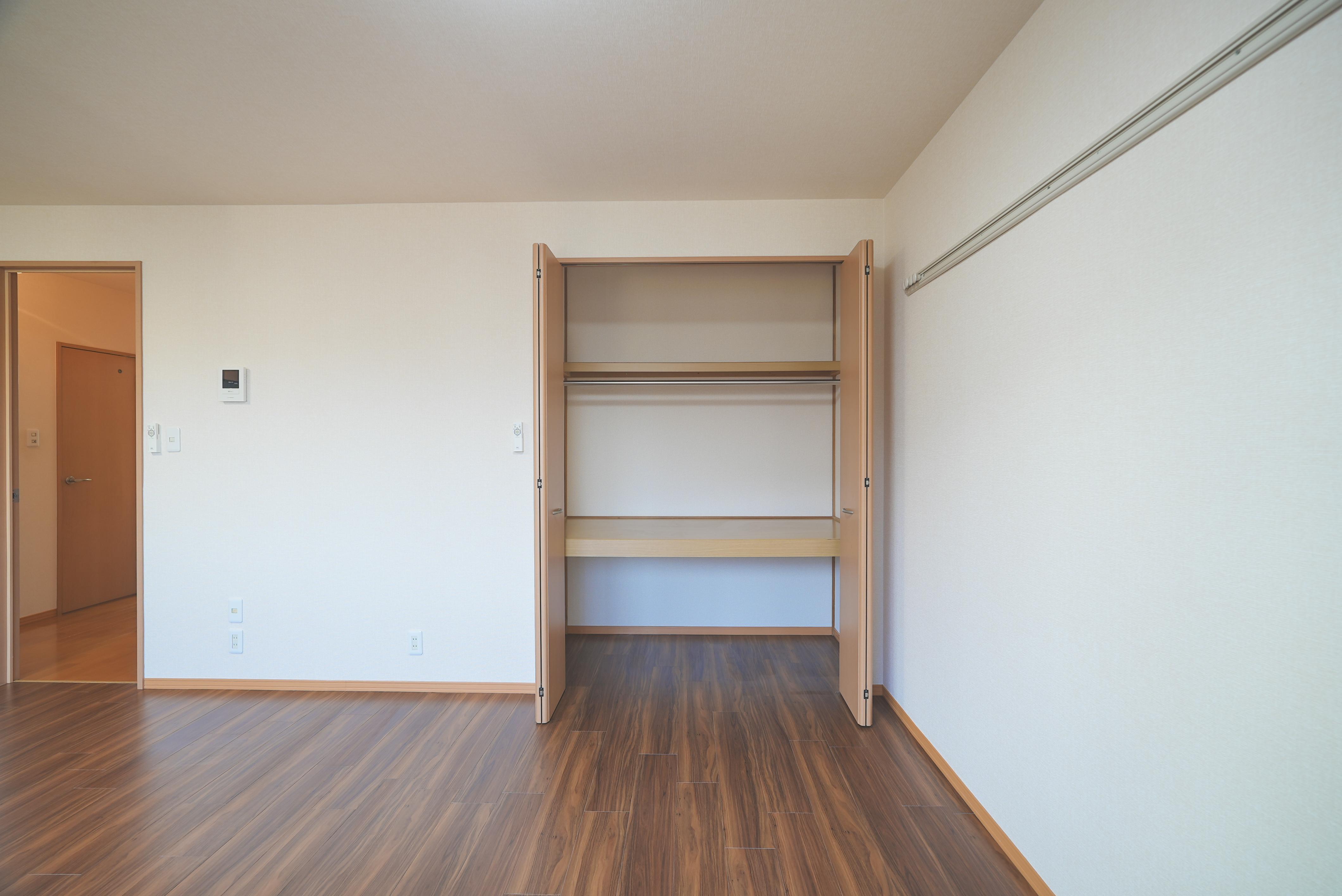 ★D-room★インターネットWi-Fi無料★セジュール陽