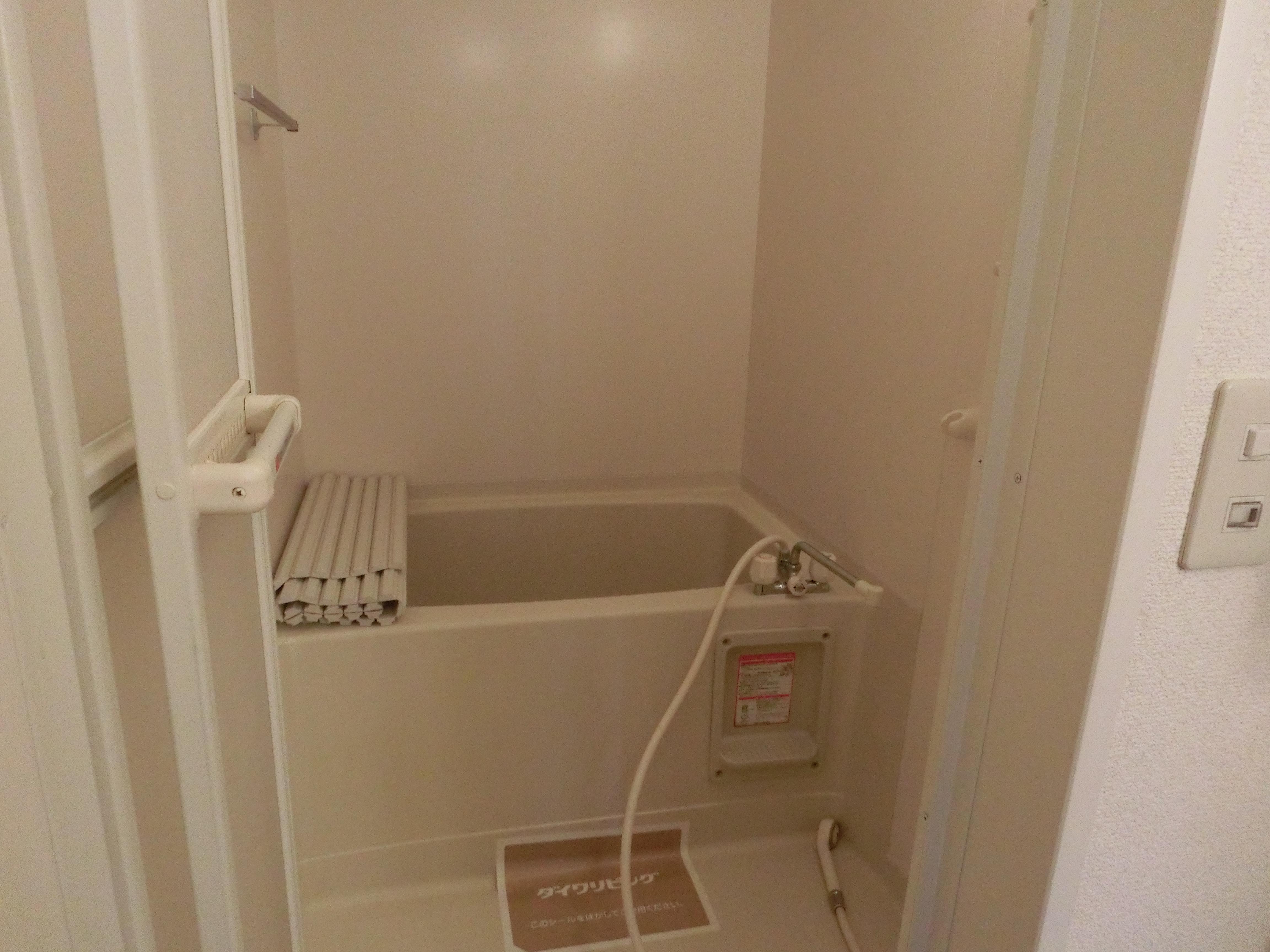 ★D-room★インターネットWi-Fi無料★セジュール類家