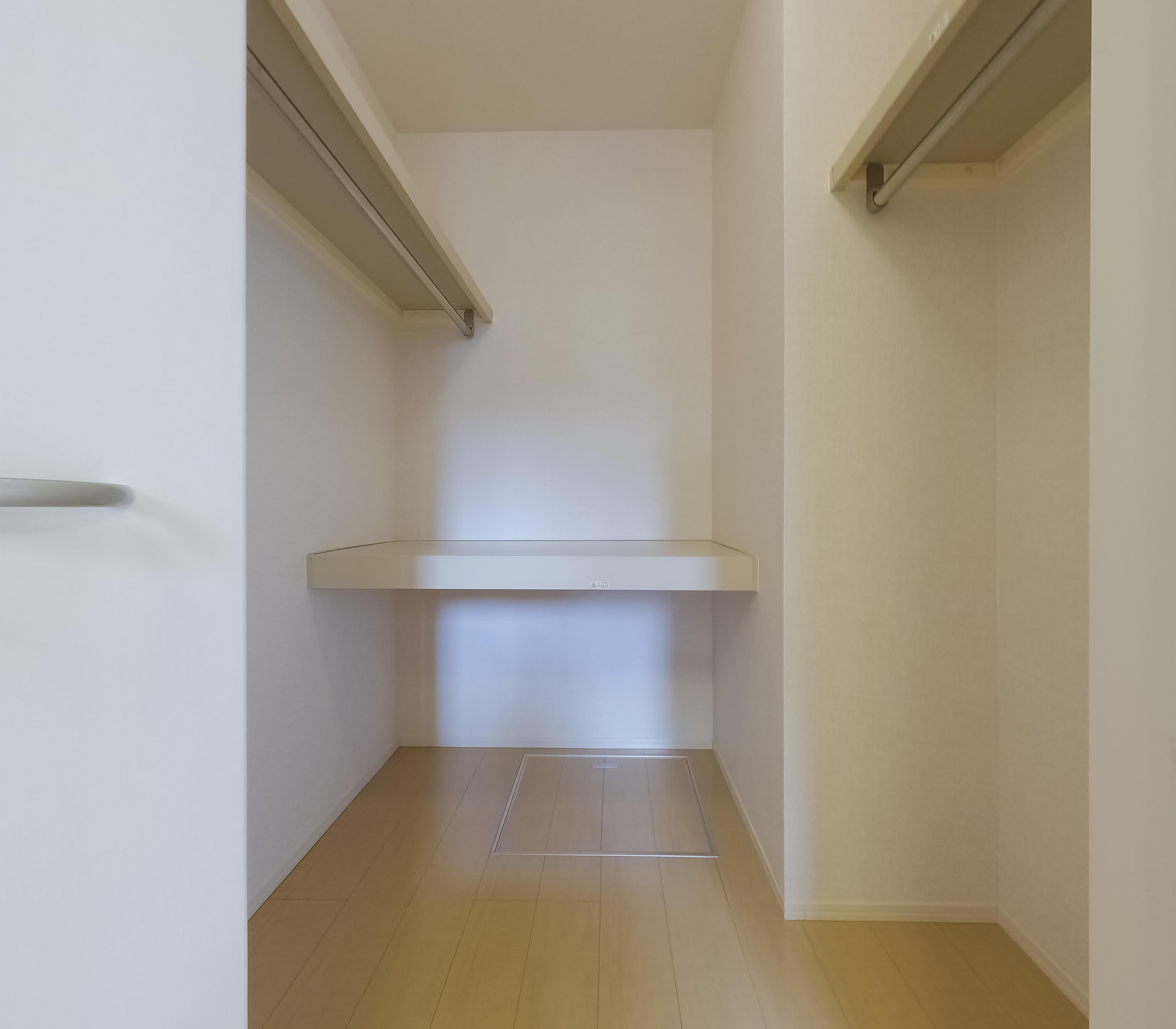 ★中心街・市役所徒歩圏内・インターネット無料！★メゾン内丸