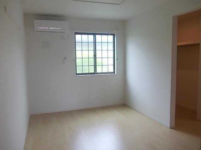 ★大東建託★コリーヌ