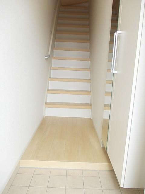 ★大東建託★コリーヌ