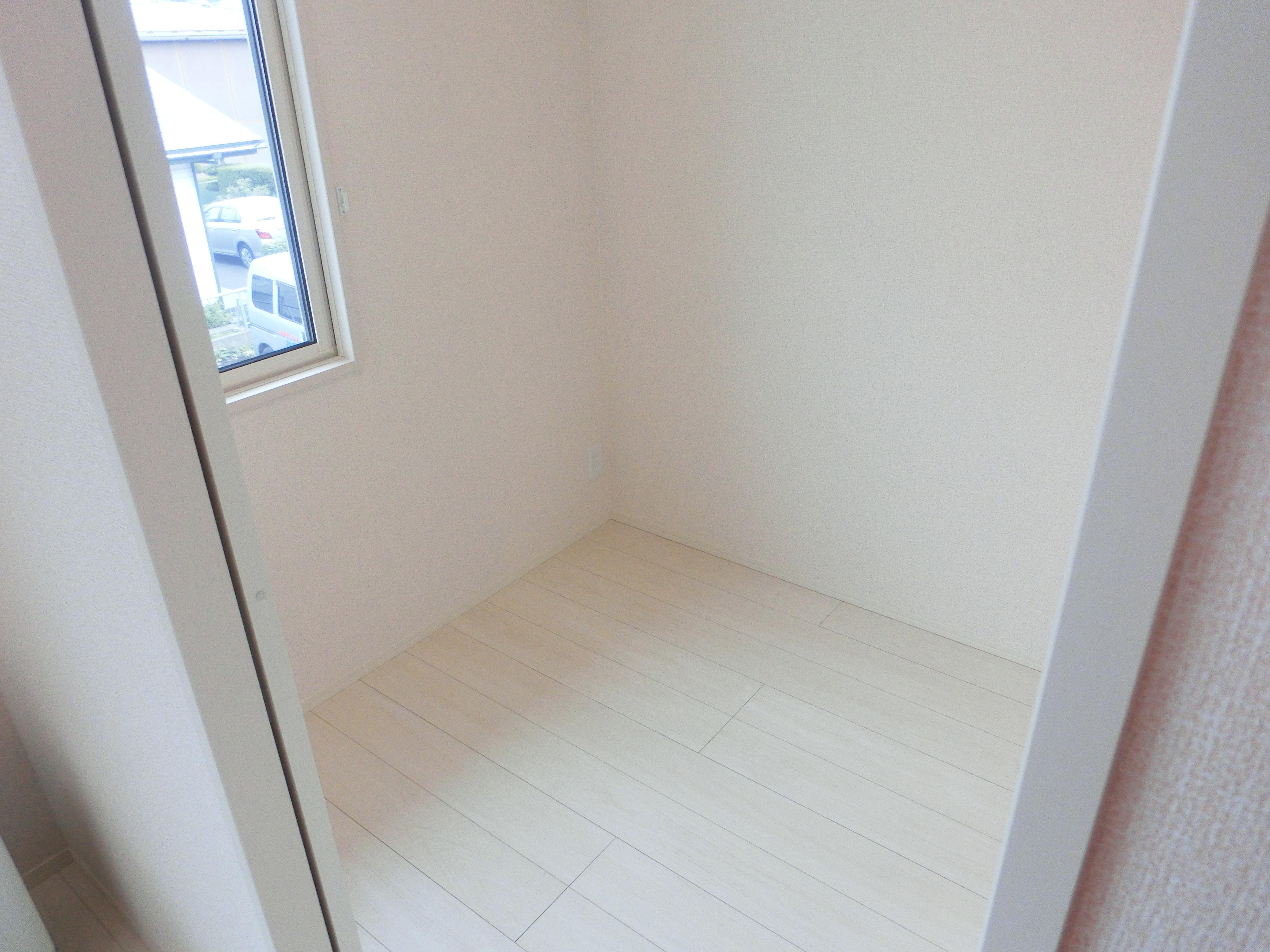 ★D-room★インターネット無料★レジデンス根城