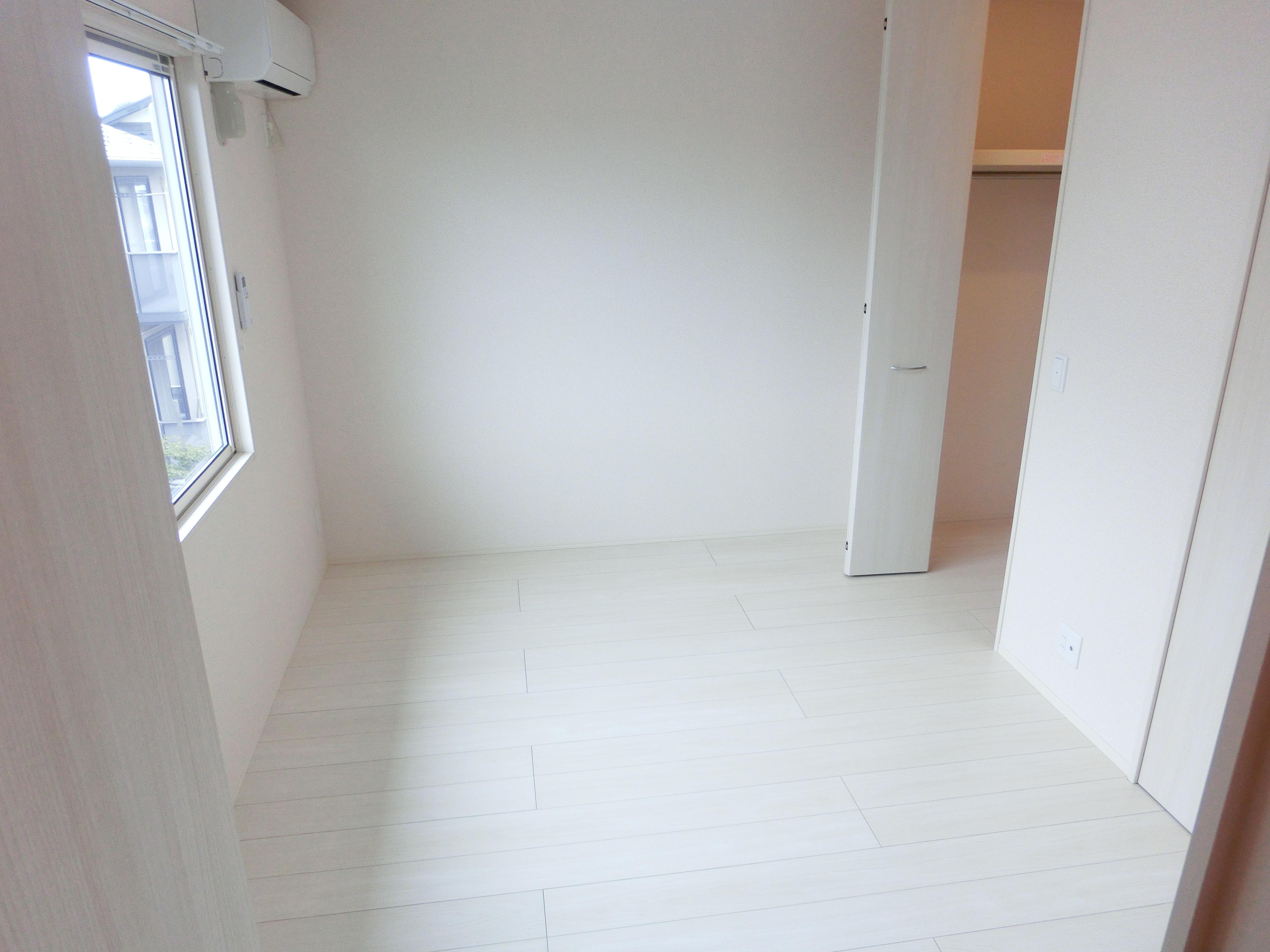 ★D-room★インターネット無料★レジデンス根城