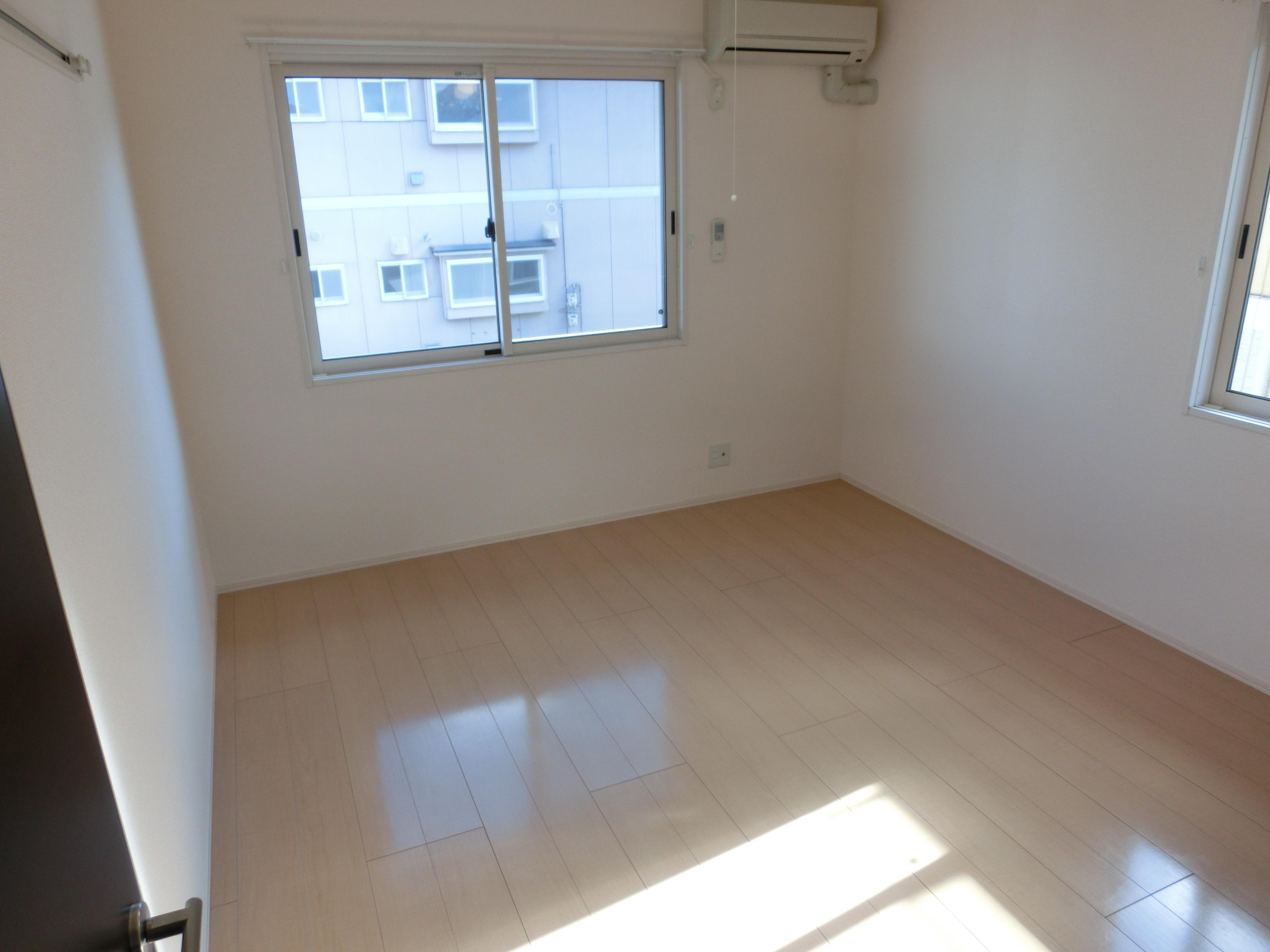 ★D-room★インターネットWi-Fi無料★ザ・ギャラリーA