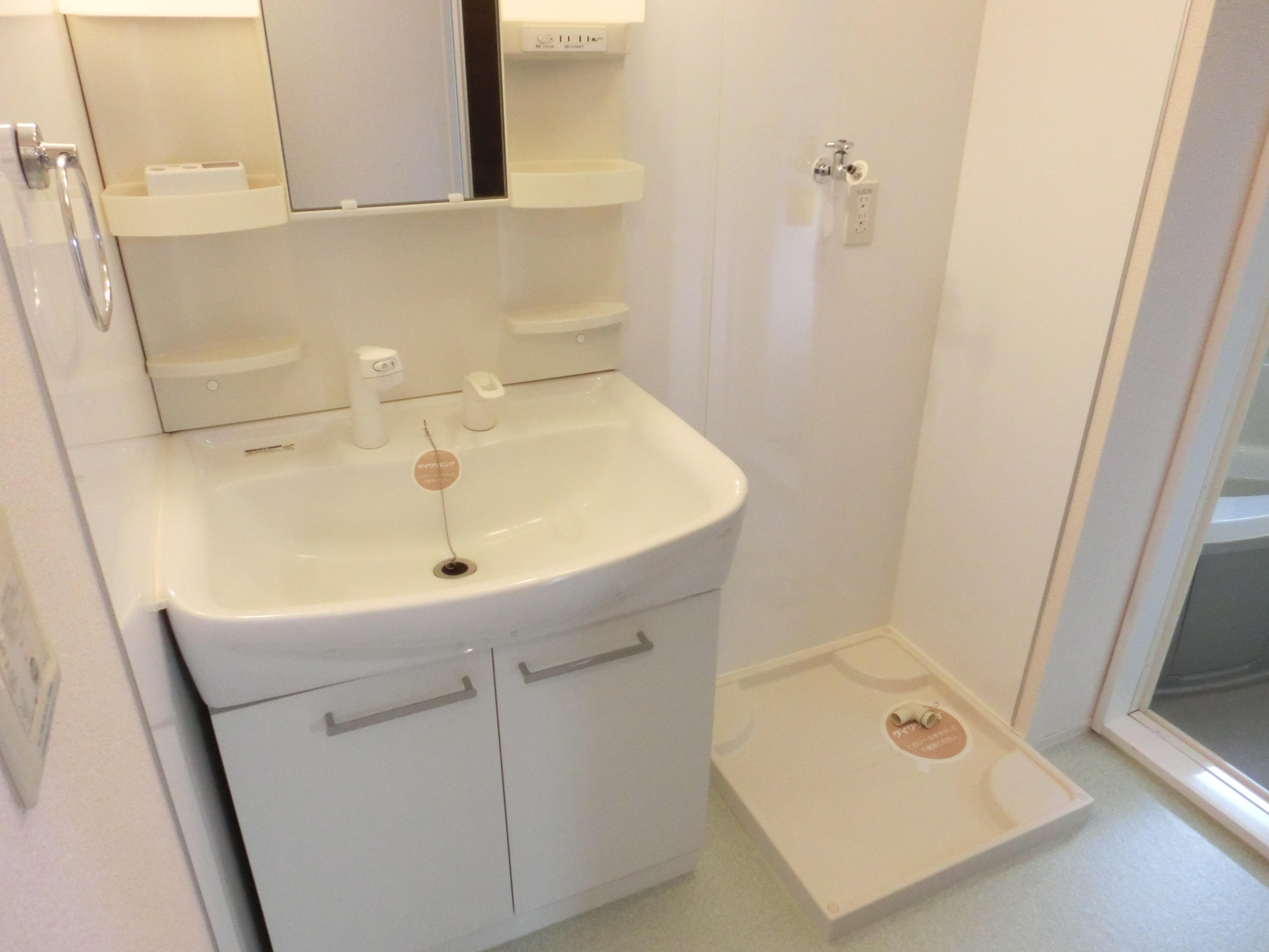 ★D-room★エアリー・コート東白山台A