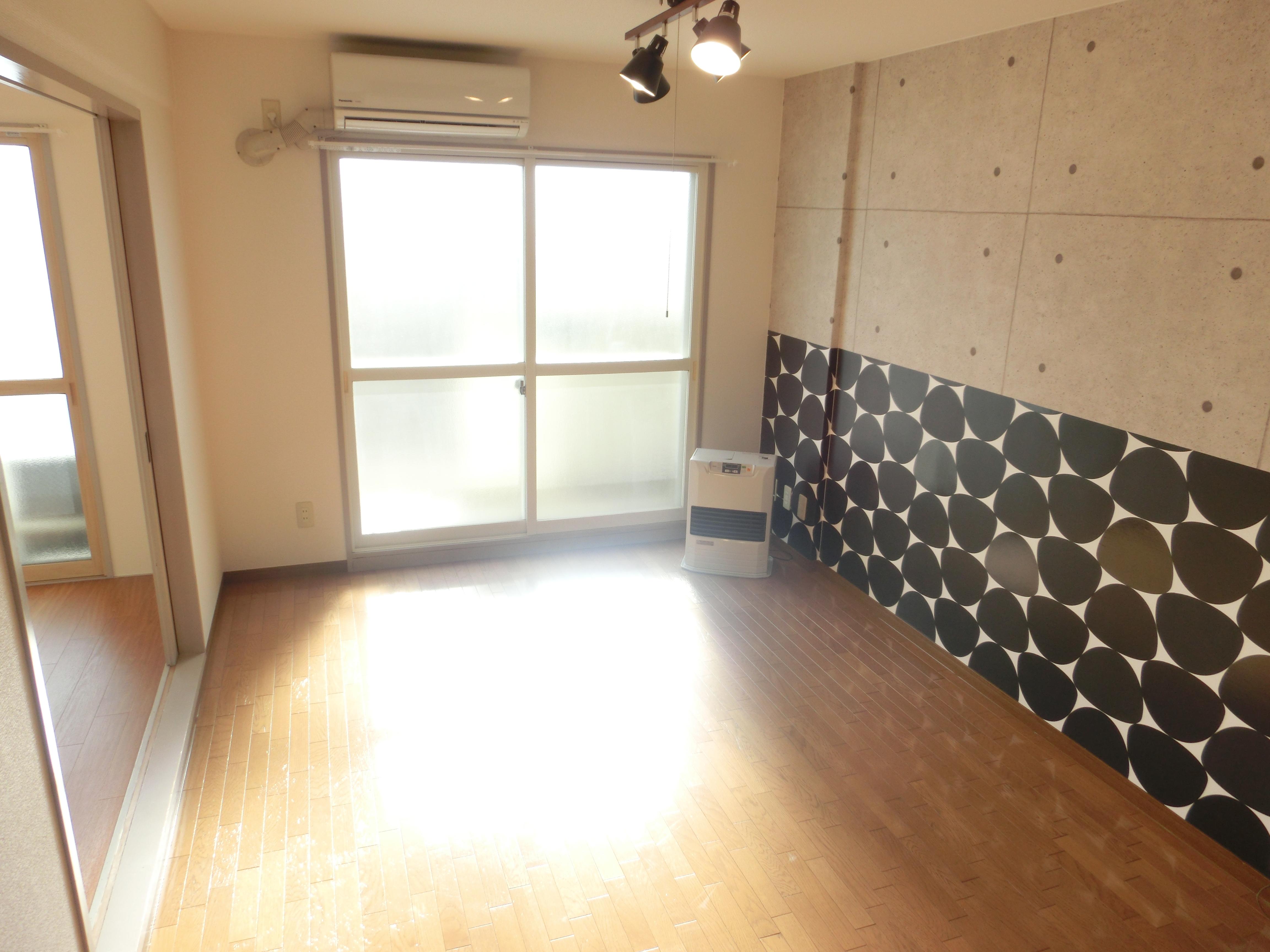 ★インターネット無料★BETTER R 湊町