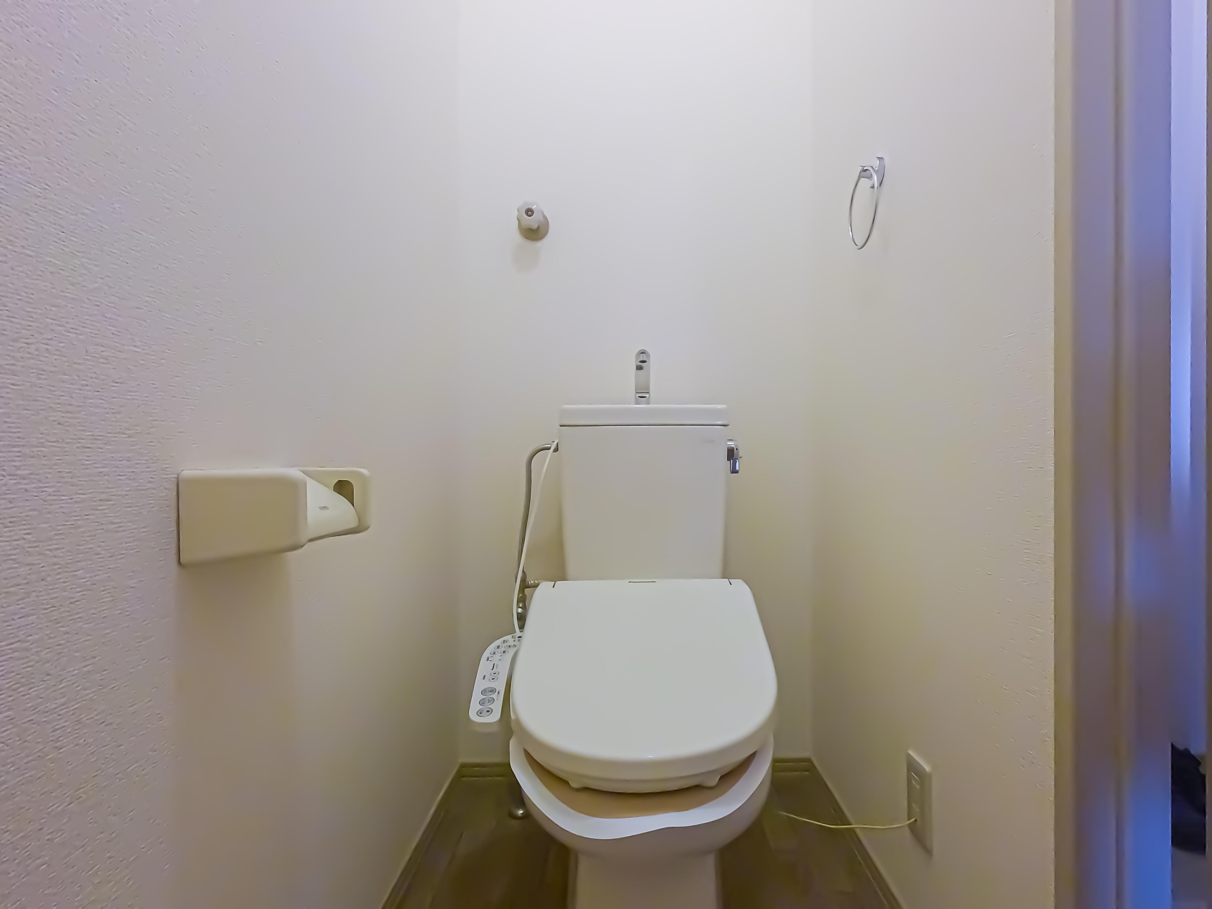 ★D-room★インターネットWi-Fi無料★エヴァーグリーンコート