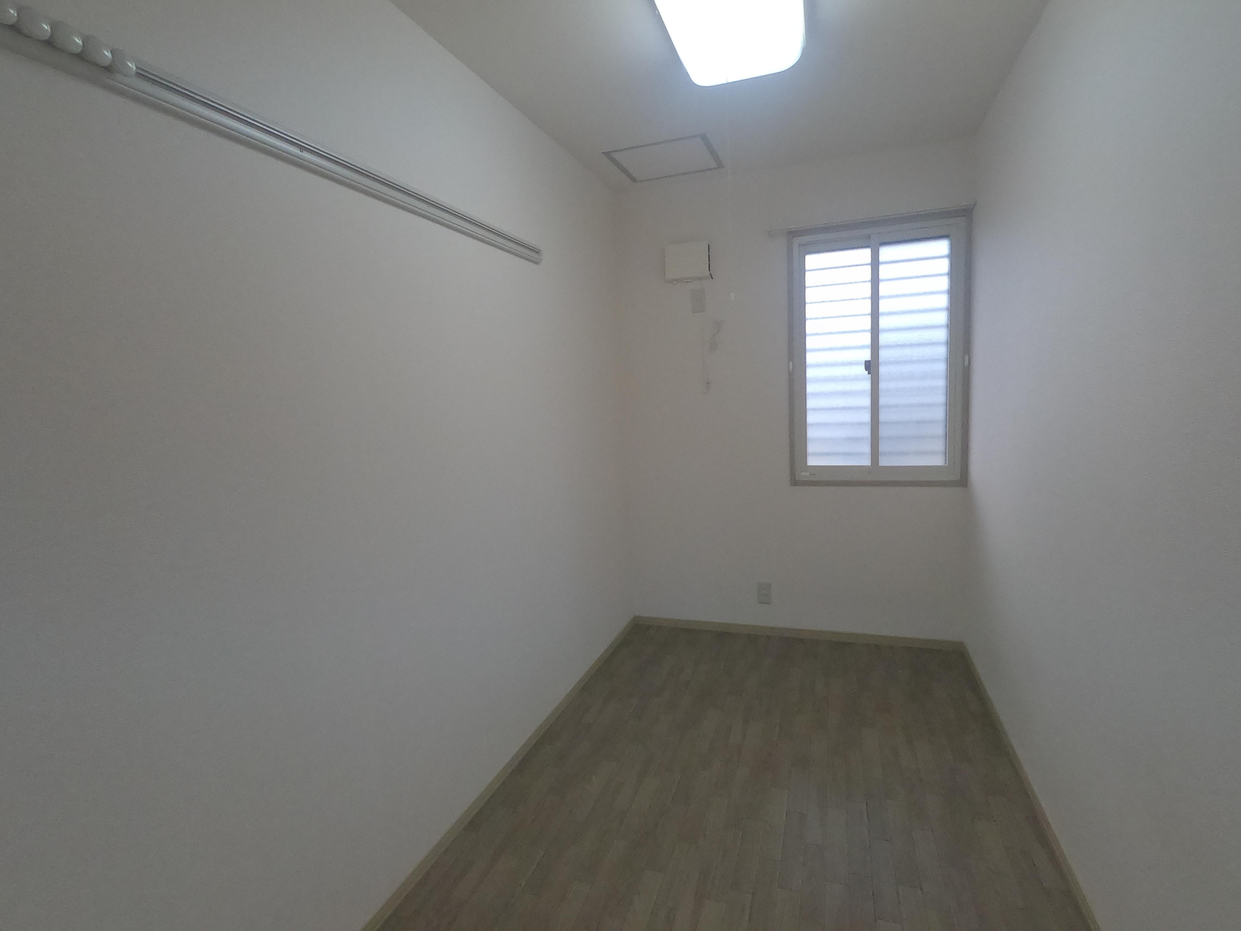 ★D-room★インターネットWi-Fi無料★エヴァーグリーンコート