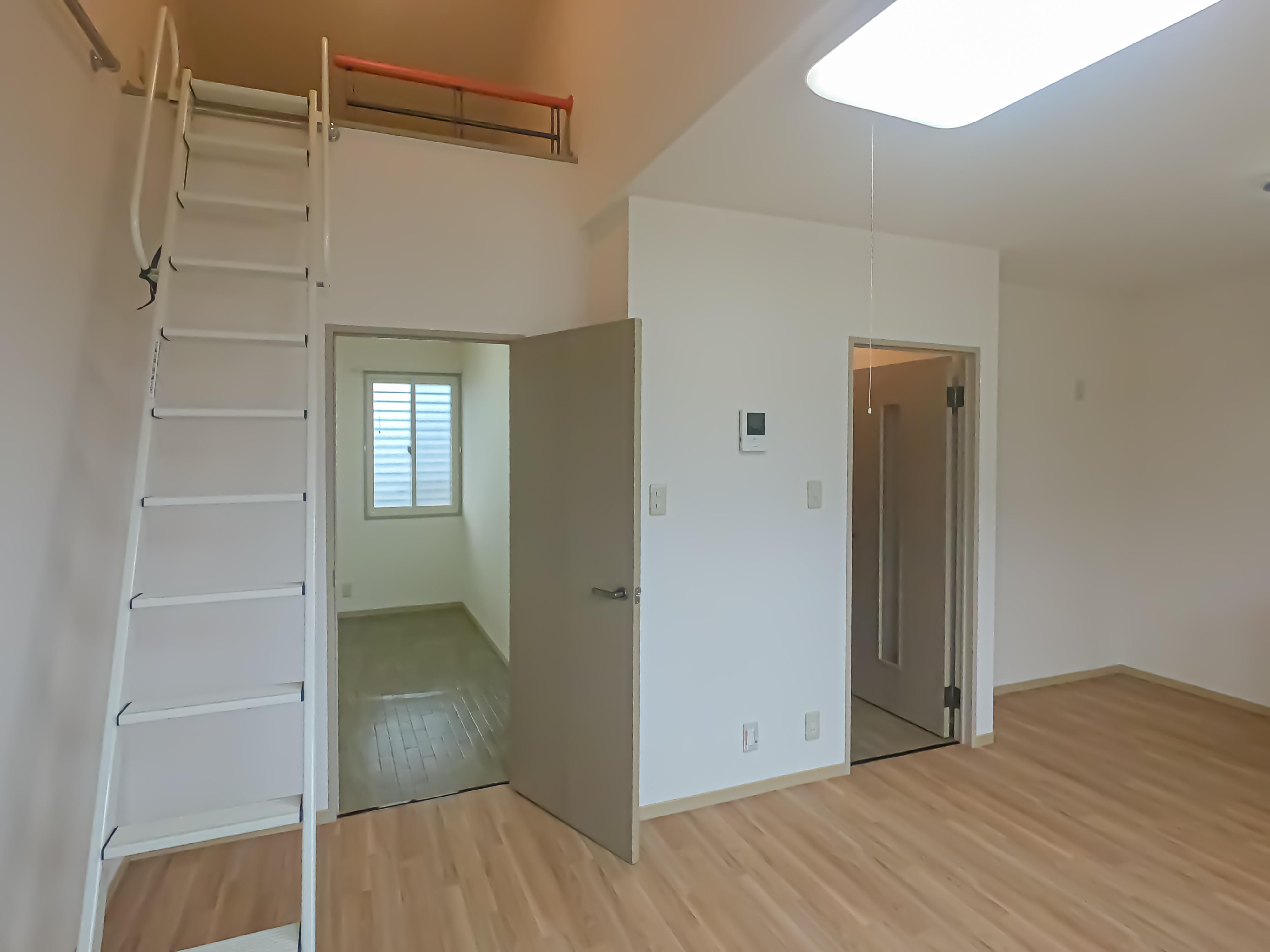 ★D-room★インターネットWi-Fi無料★エヴァーグリーンコート