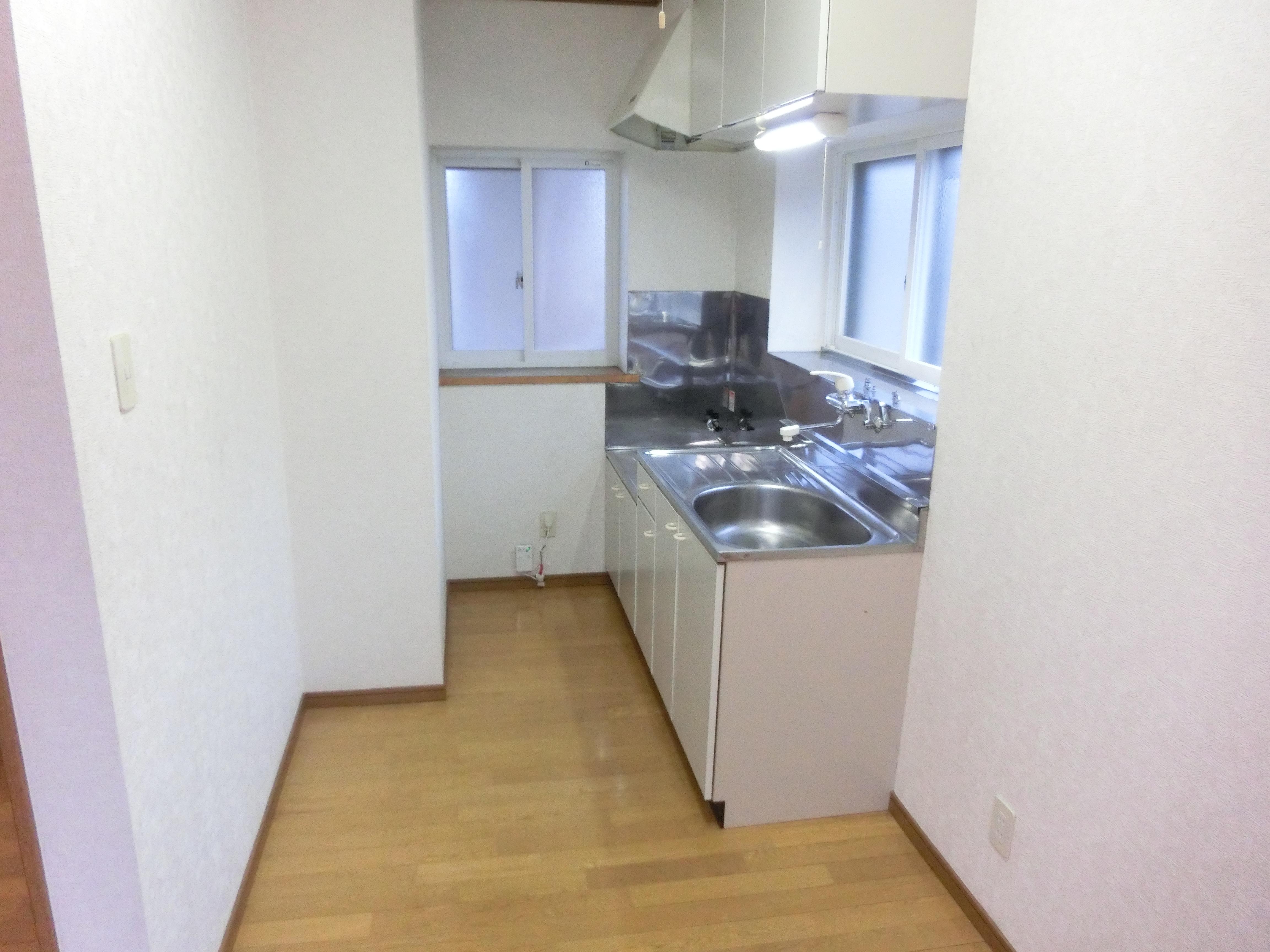 サンライフユキ