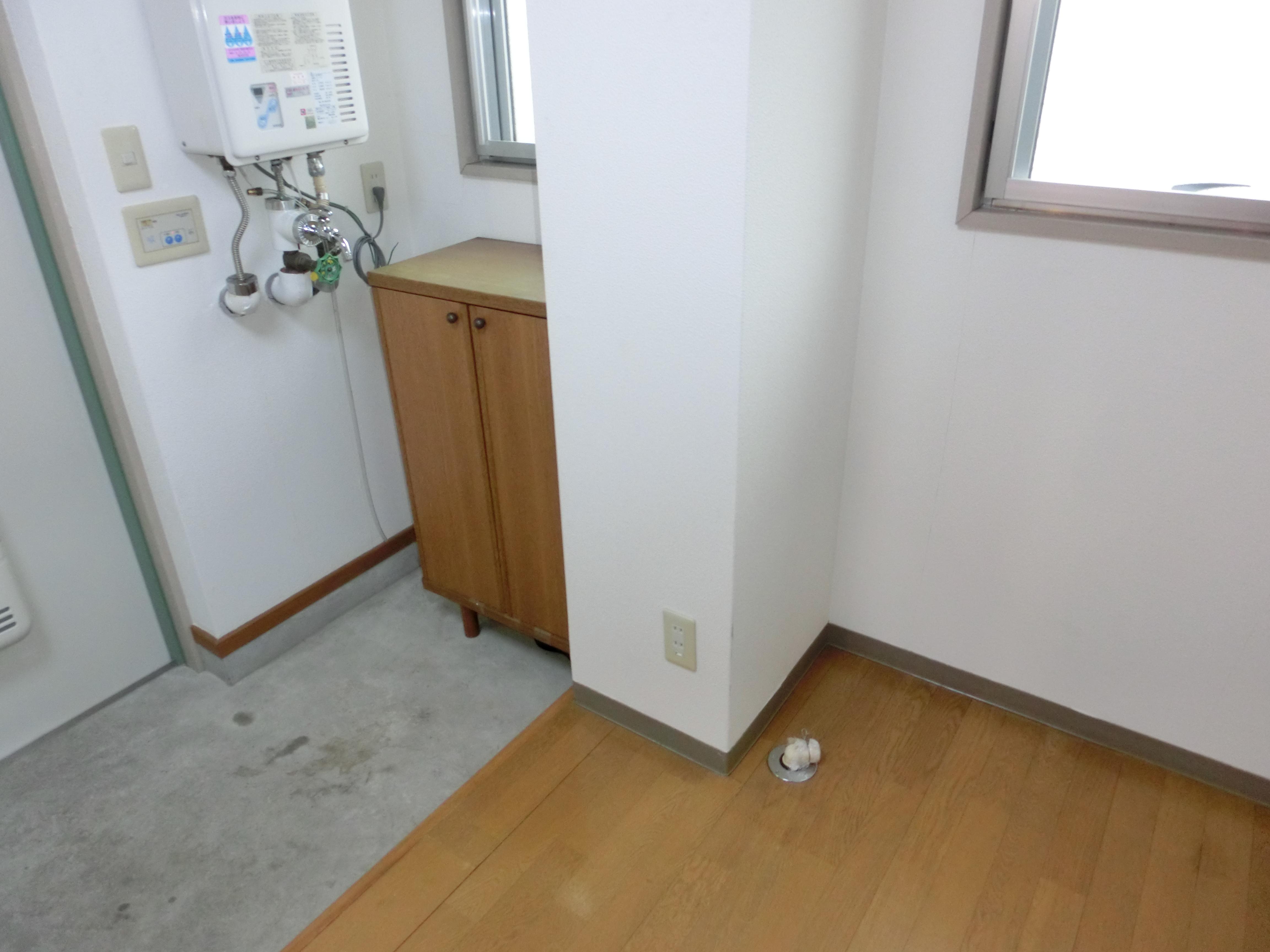 ★八戸市中心街まで徒歩5分★都市ガス★ピュアビル