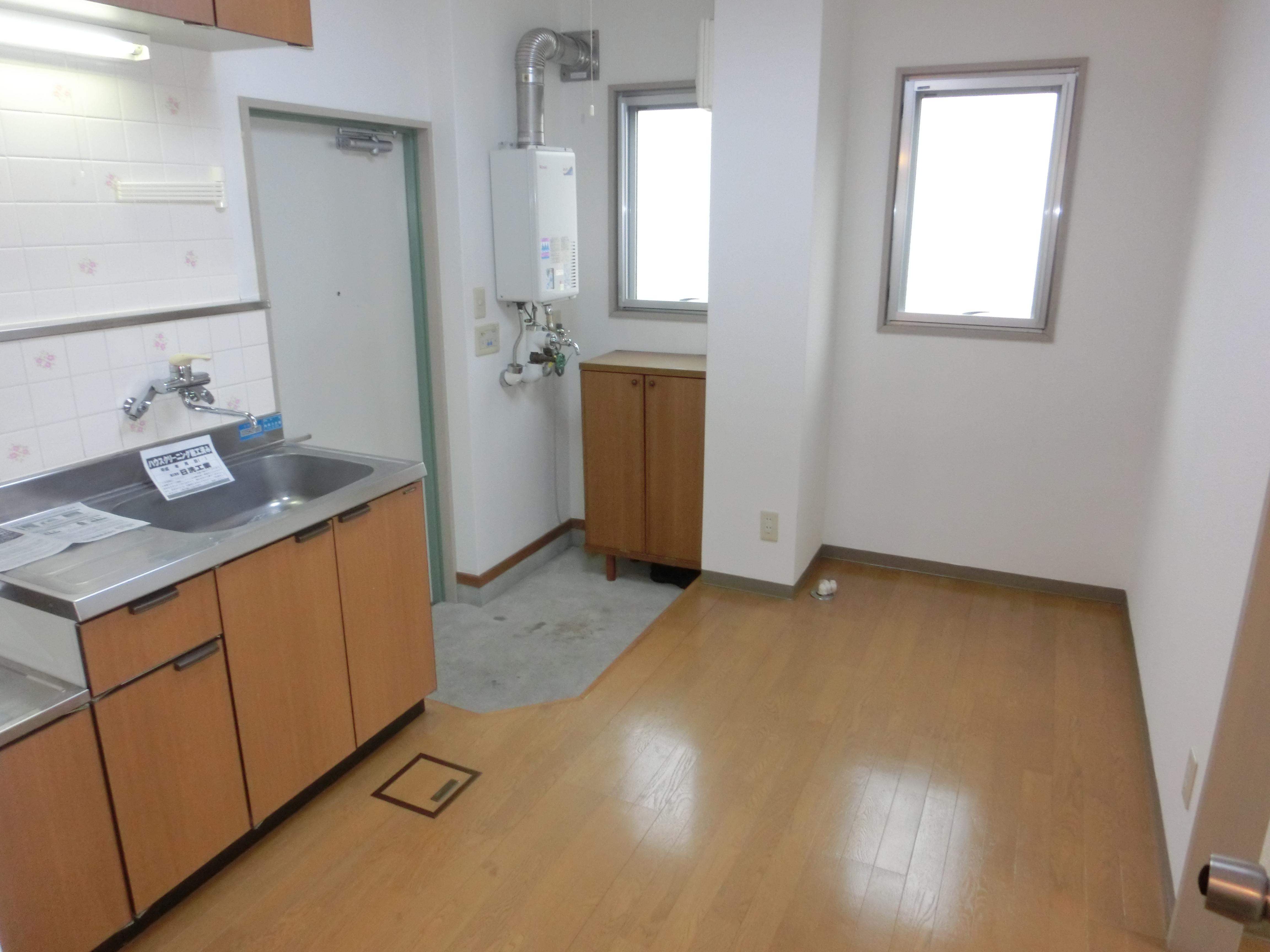 ★八戸市中心街まで徒歩5分★都市ガス★ピュアビル