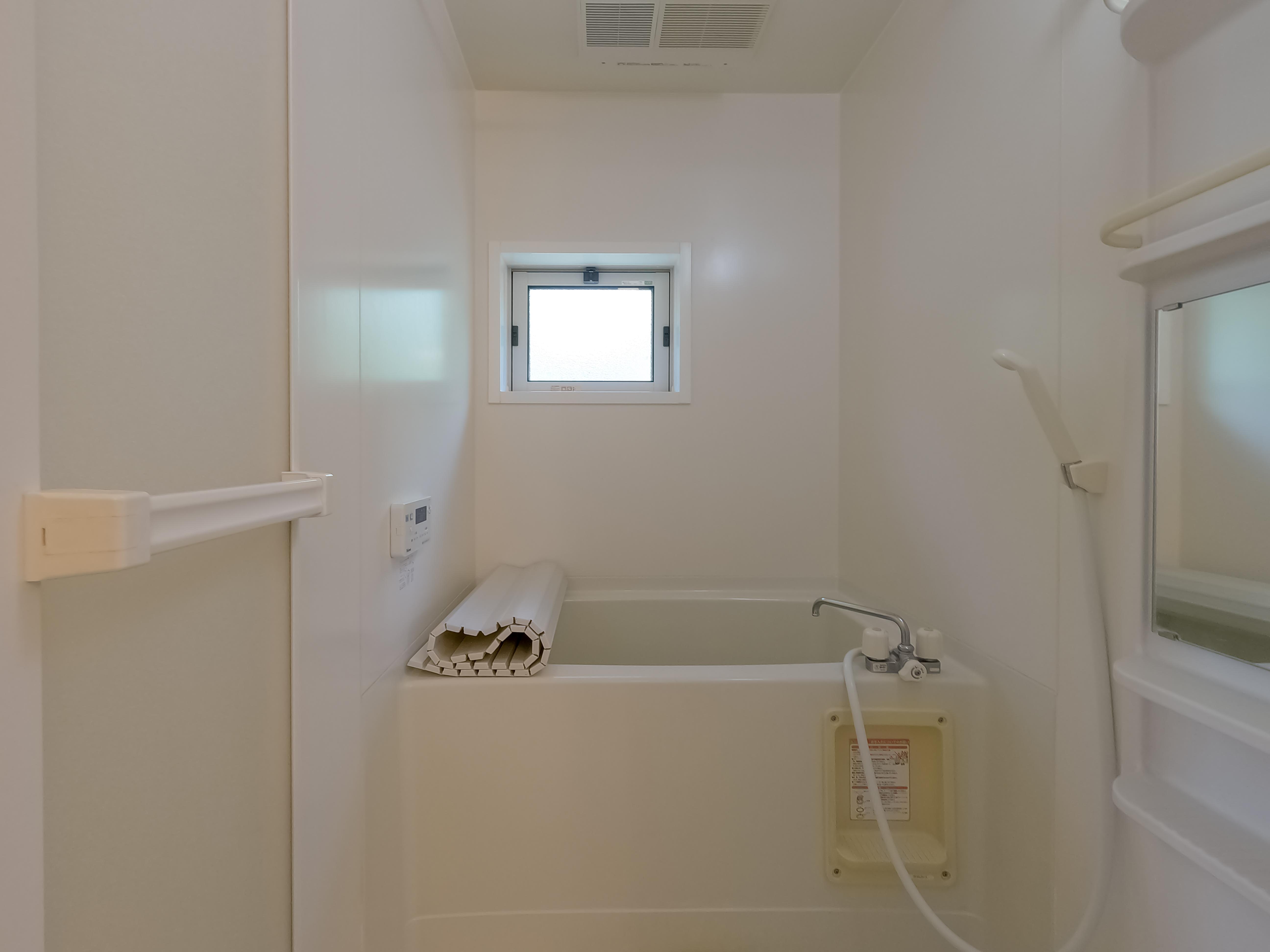 ★D-room★ペット可（小型犬のみ）★インターネットWi-Fi無料★ソレアードコートKARUNI