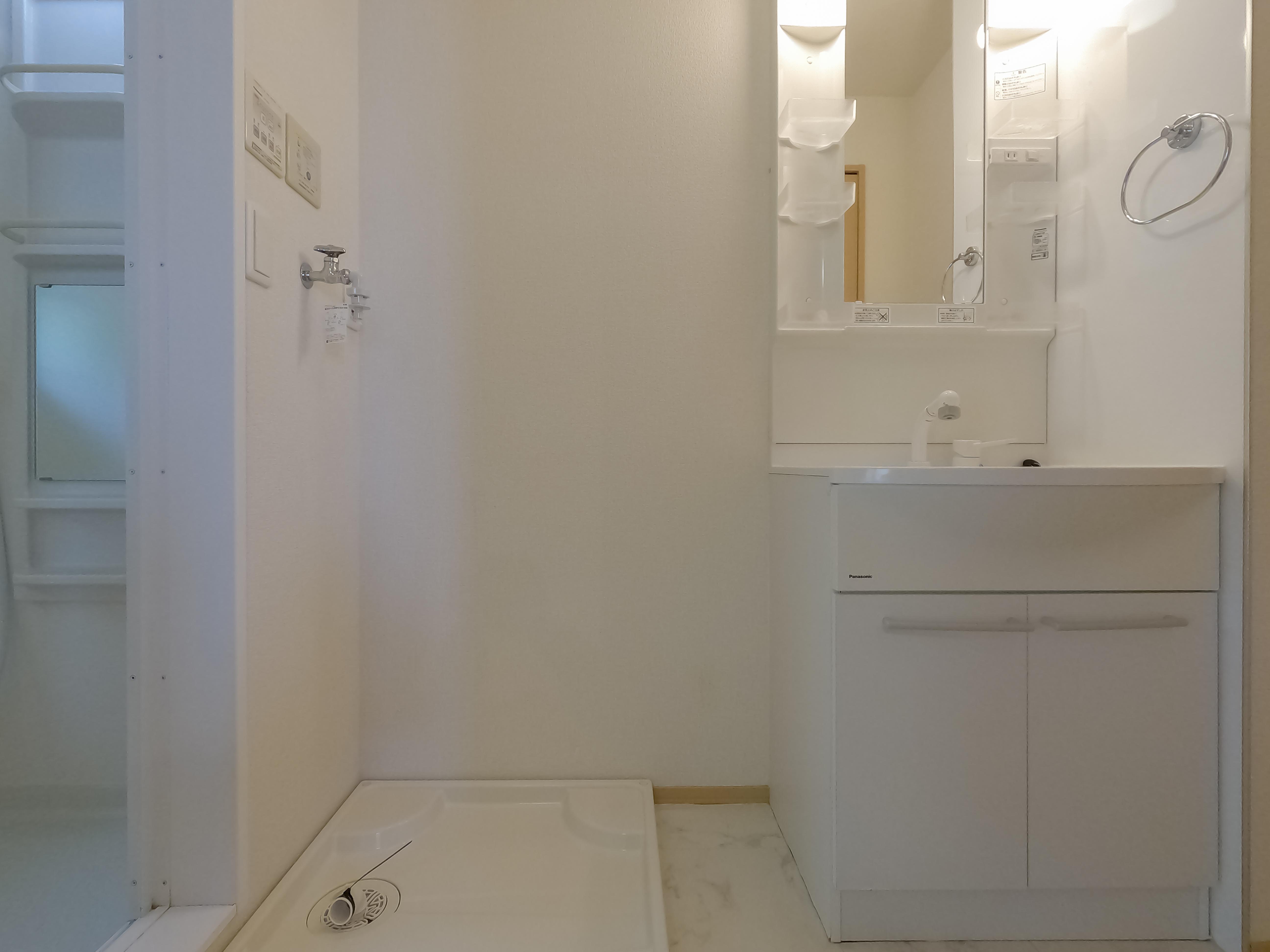 ★D-room★ペット可（小型犬のみ）★インターネットWi-Fi無料★ソレアードコートKARUNI