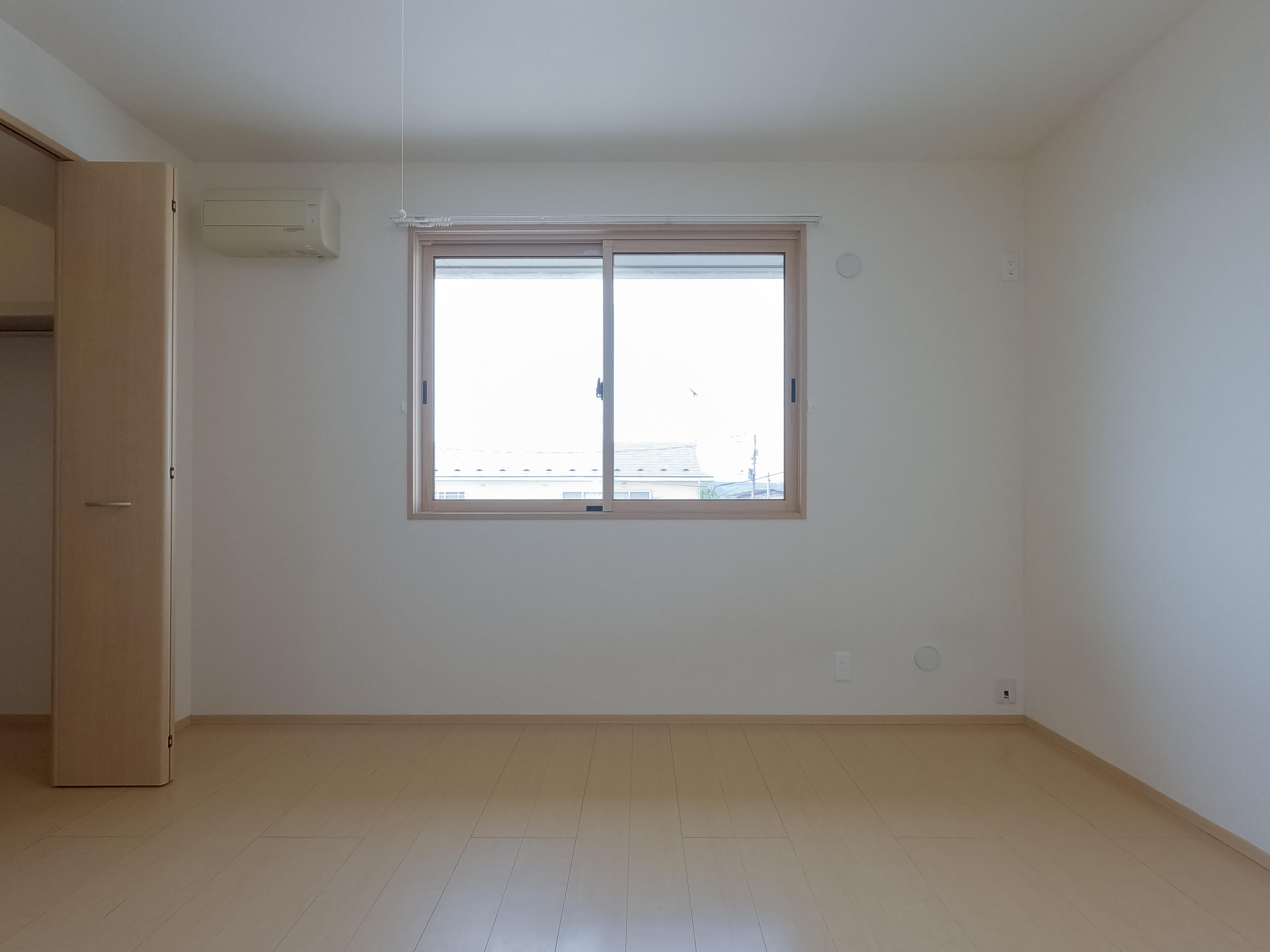 ★D-room★ペット可（小型犬のみ）★インターネットWi-Fi無料★ソレアードコートKARUNI