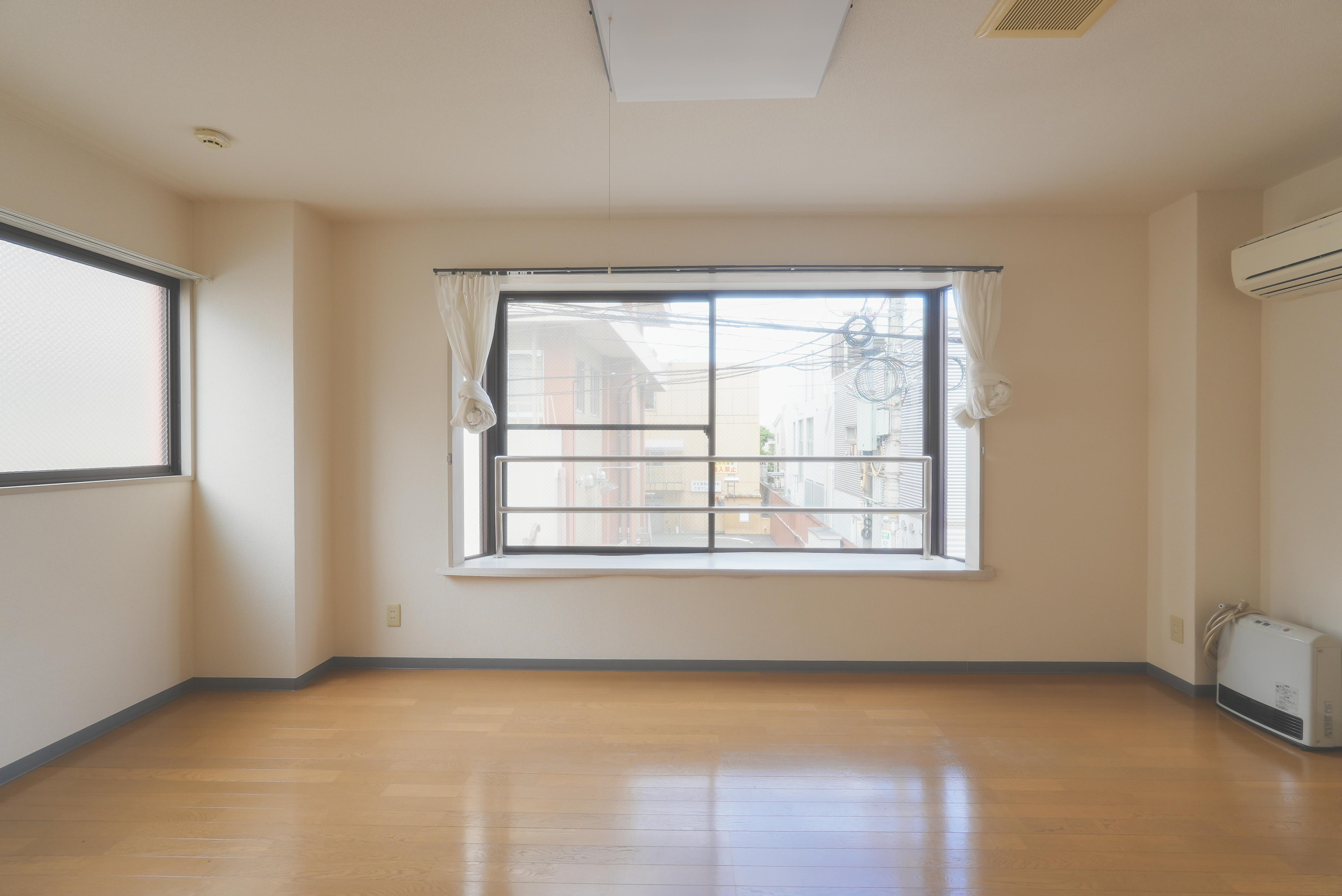 ★八戸市中心街まで徒歩5分★都市ガス★ピュアビル