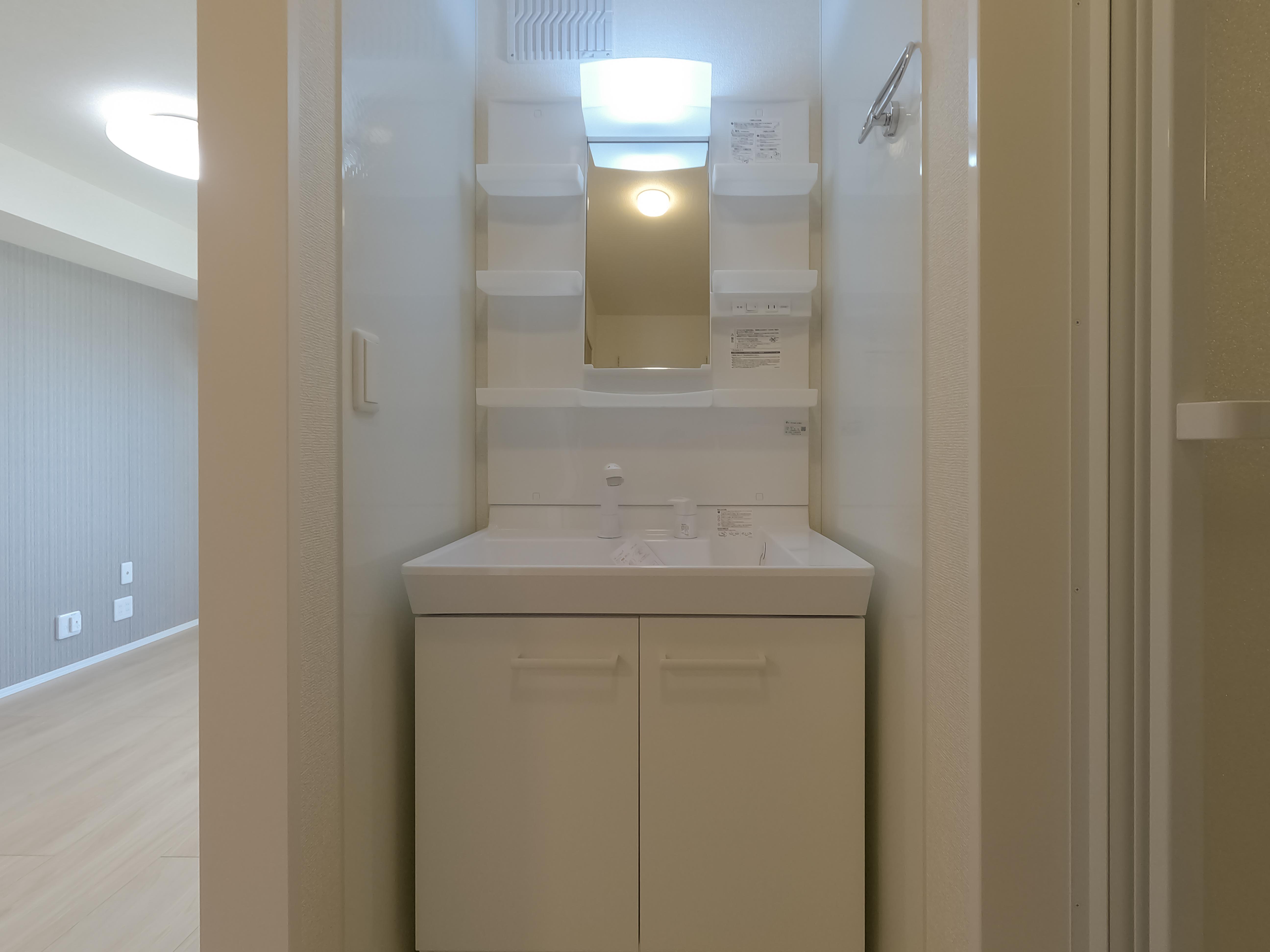 ★D-room★インターネットWi-Fi無料★ポルトス