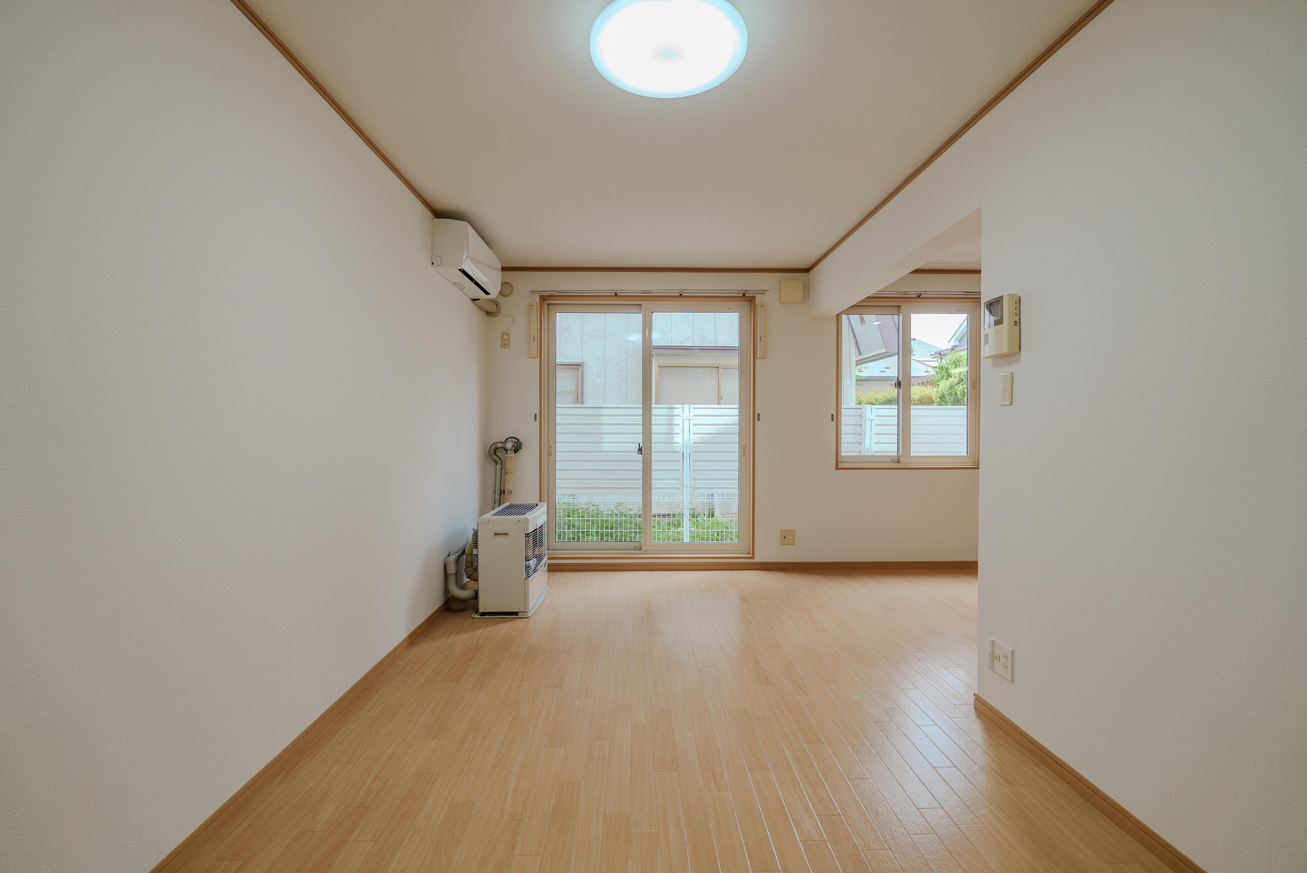 ★D-room★十日市アパート