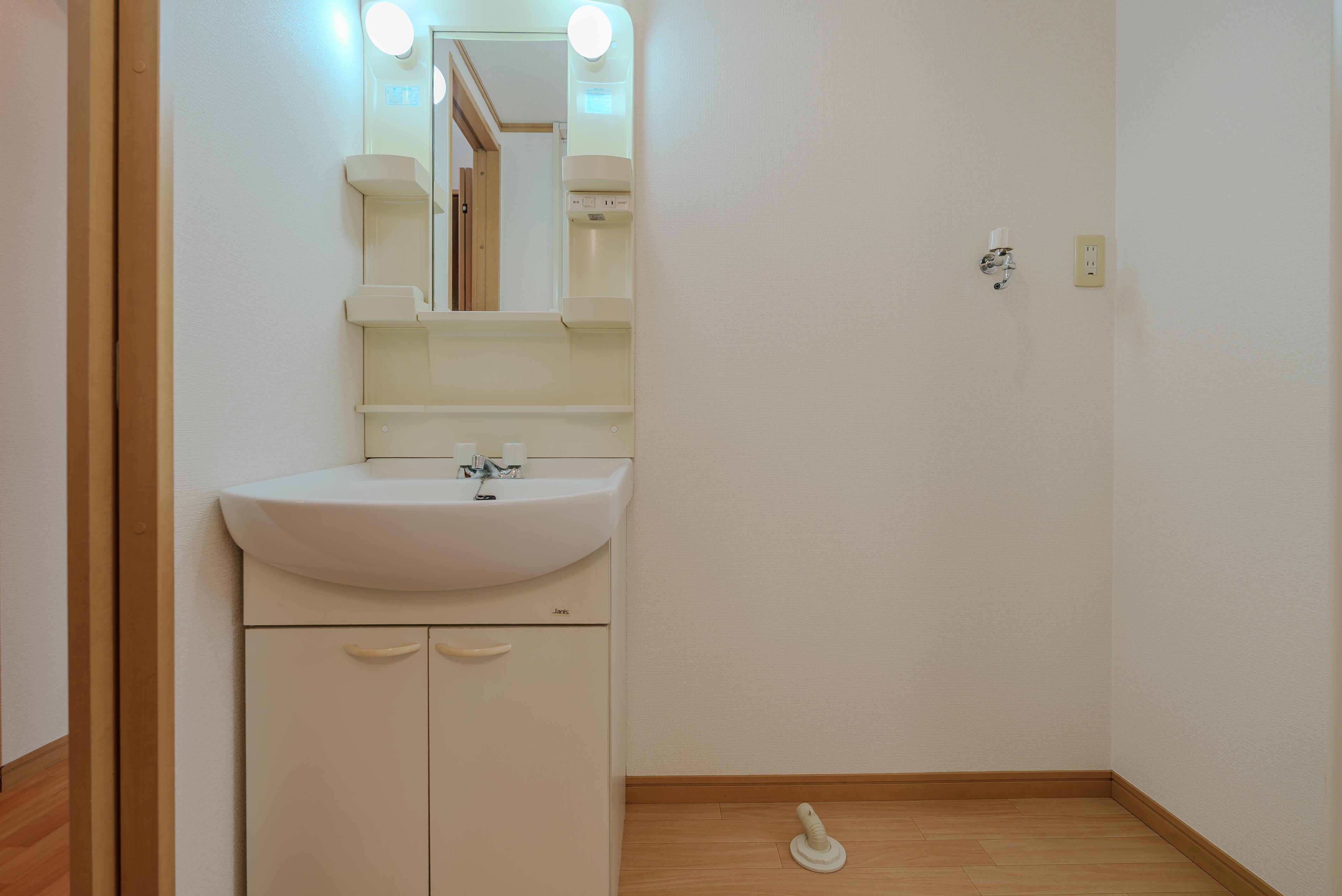 ★D-room★十日市アパート