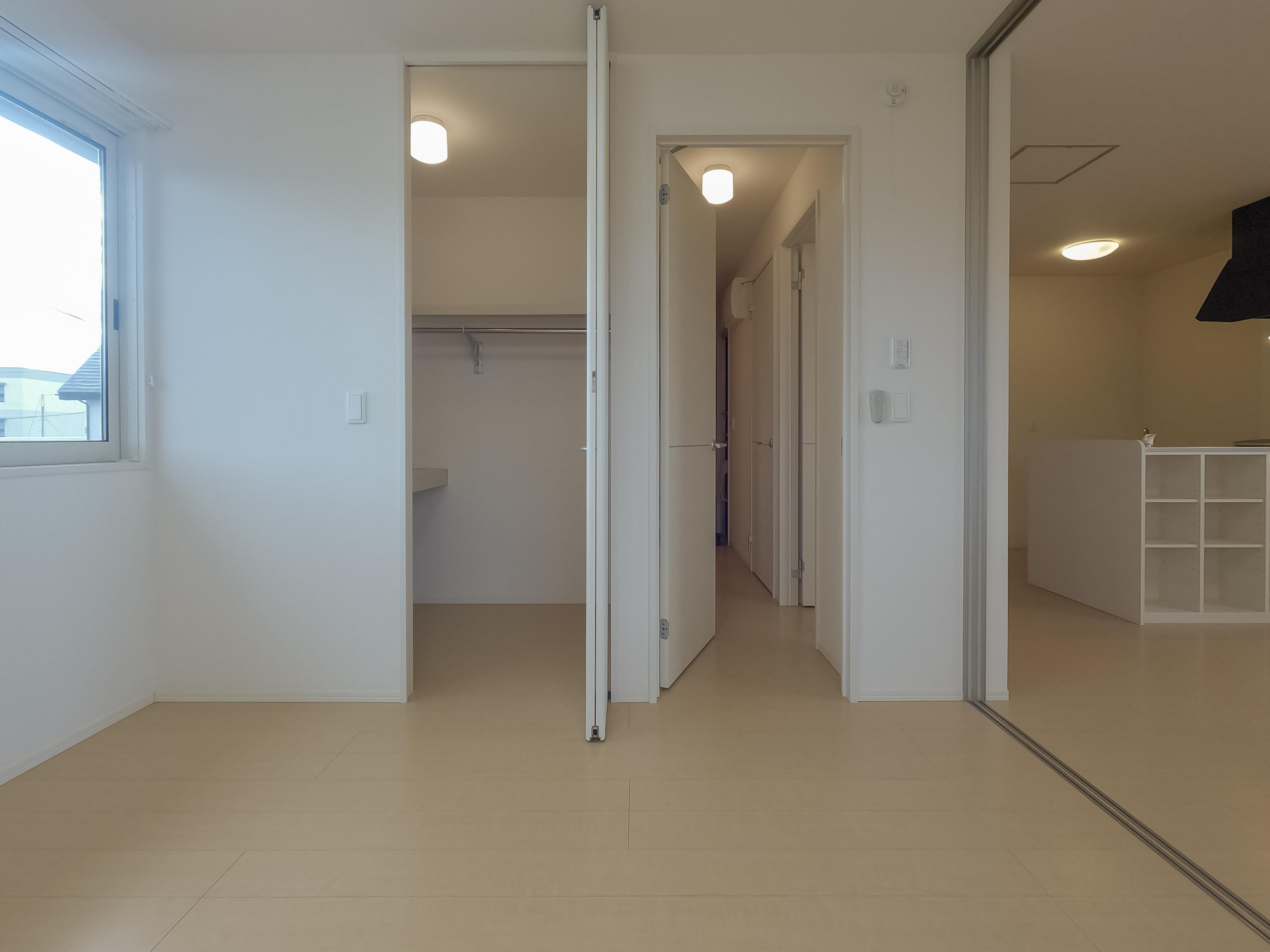 ★D-room★ペット可(小型犬のみ)★インターネットWi-Fi無料★ペシュール田屋町