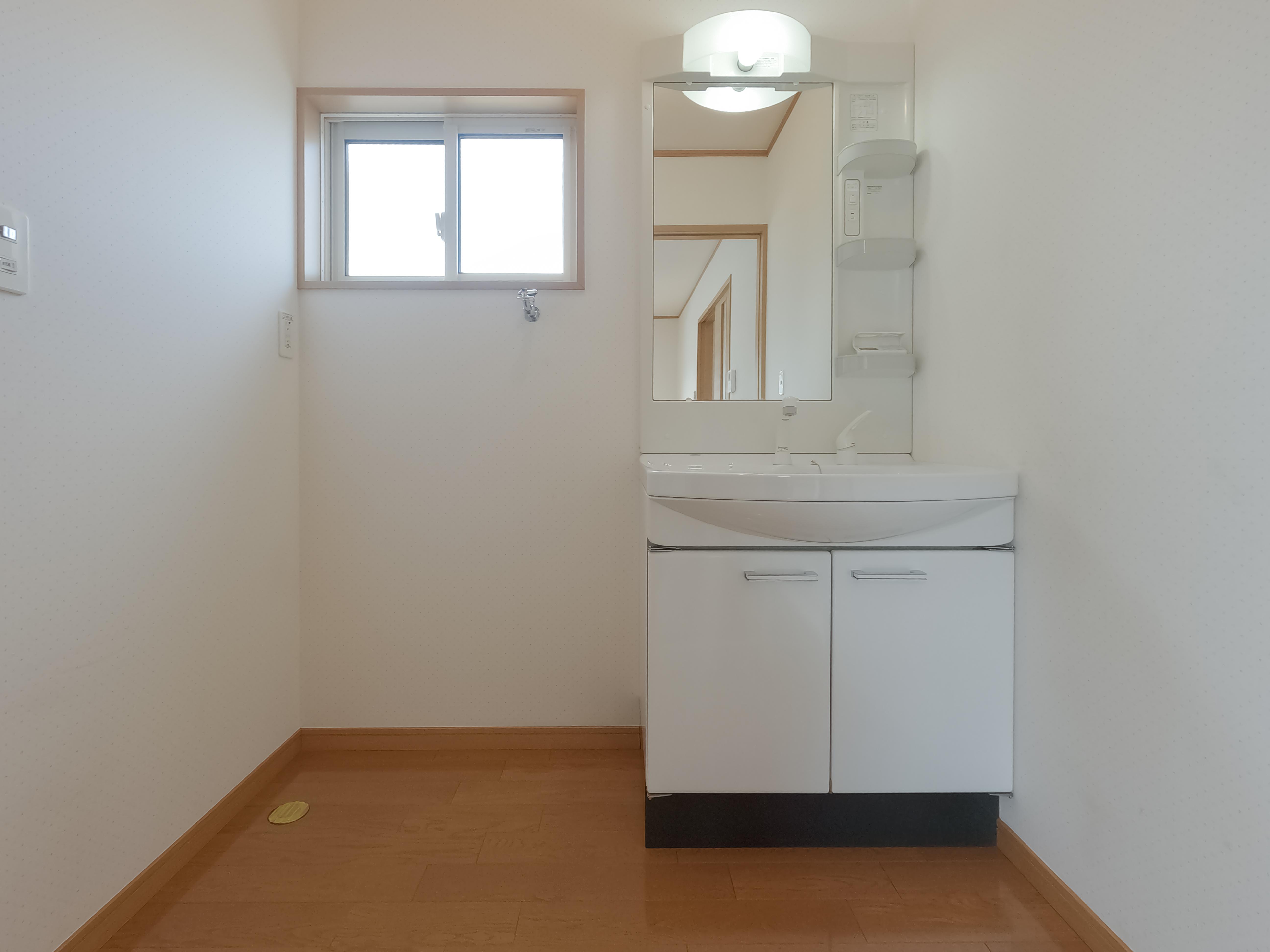 ★一戸建★2階建★サンシモダ